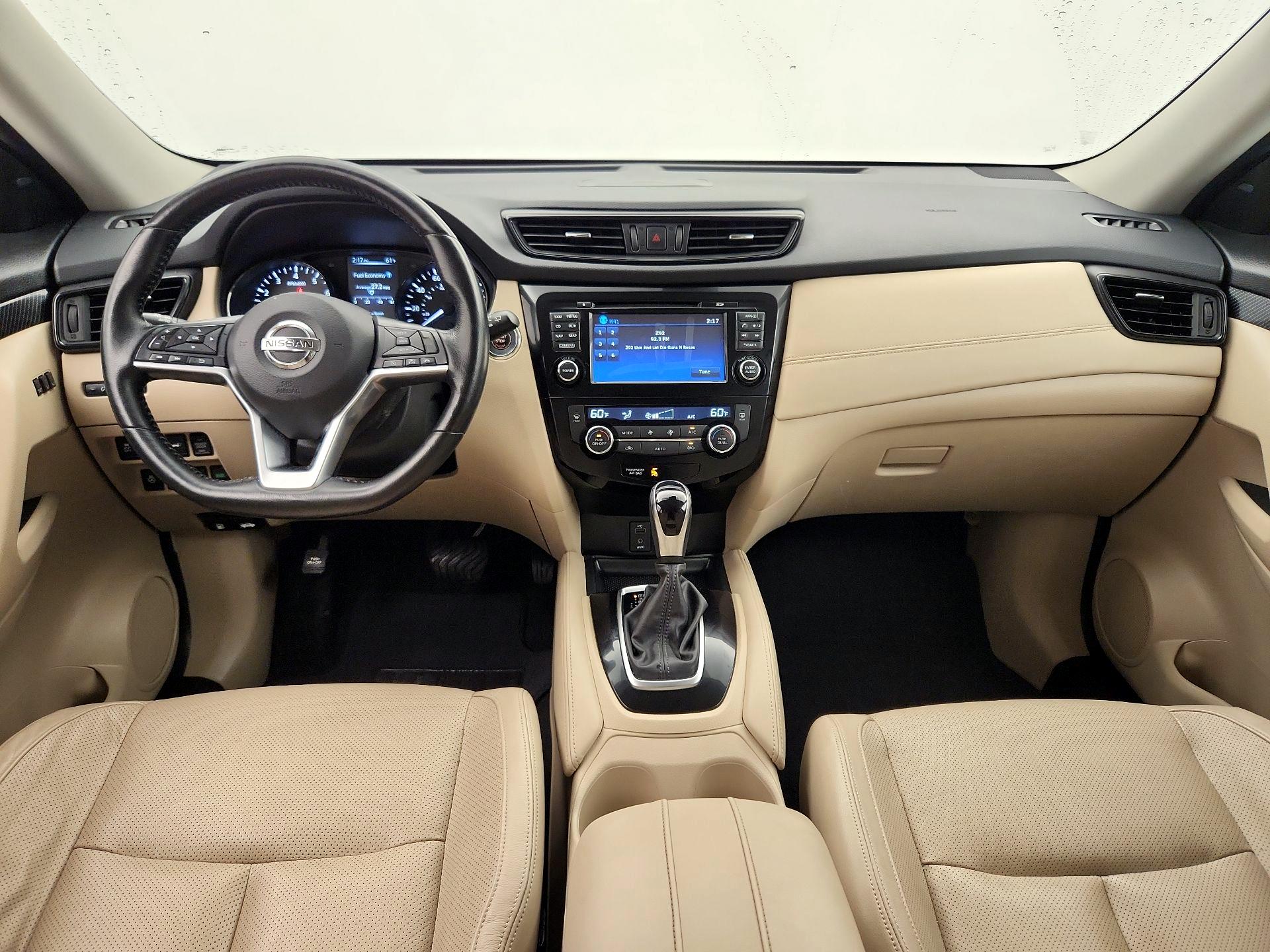 Thumbnail: 2017 Nissan Rogue - 9