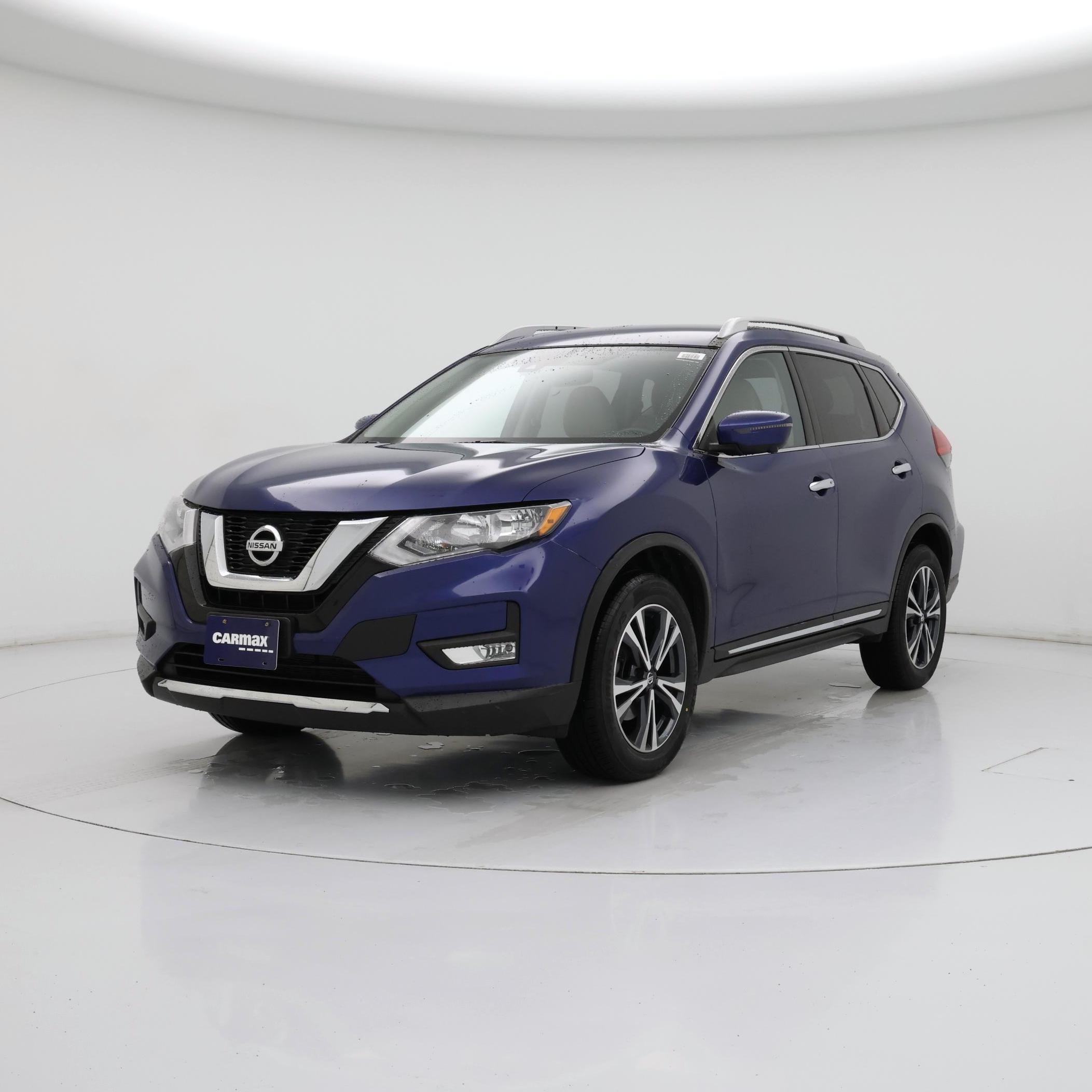Thumbnail: 2017 Nissan Rogue - 4