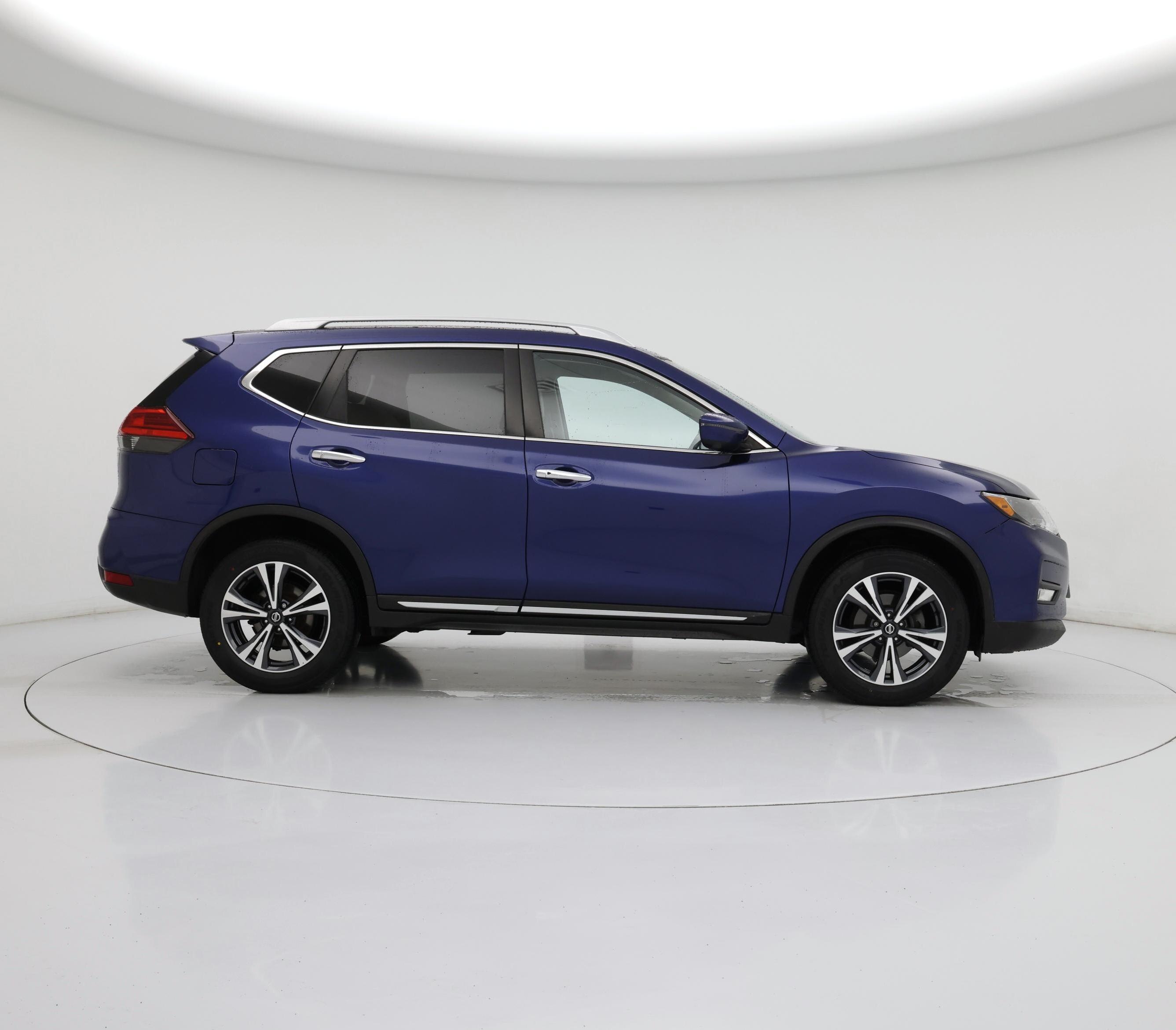 Thumbnail: 2017 Nissan Rogue - 7