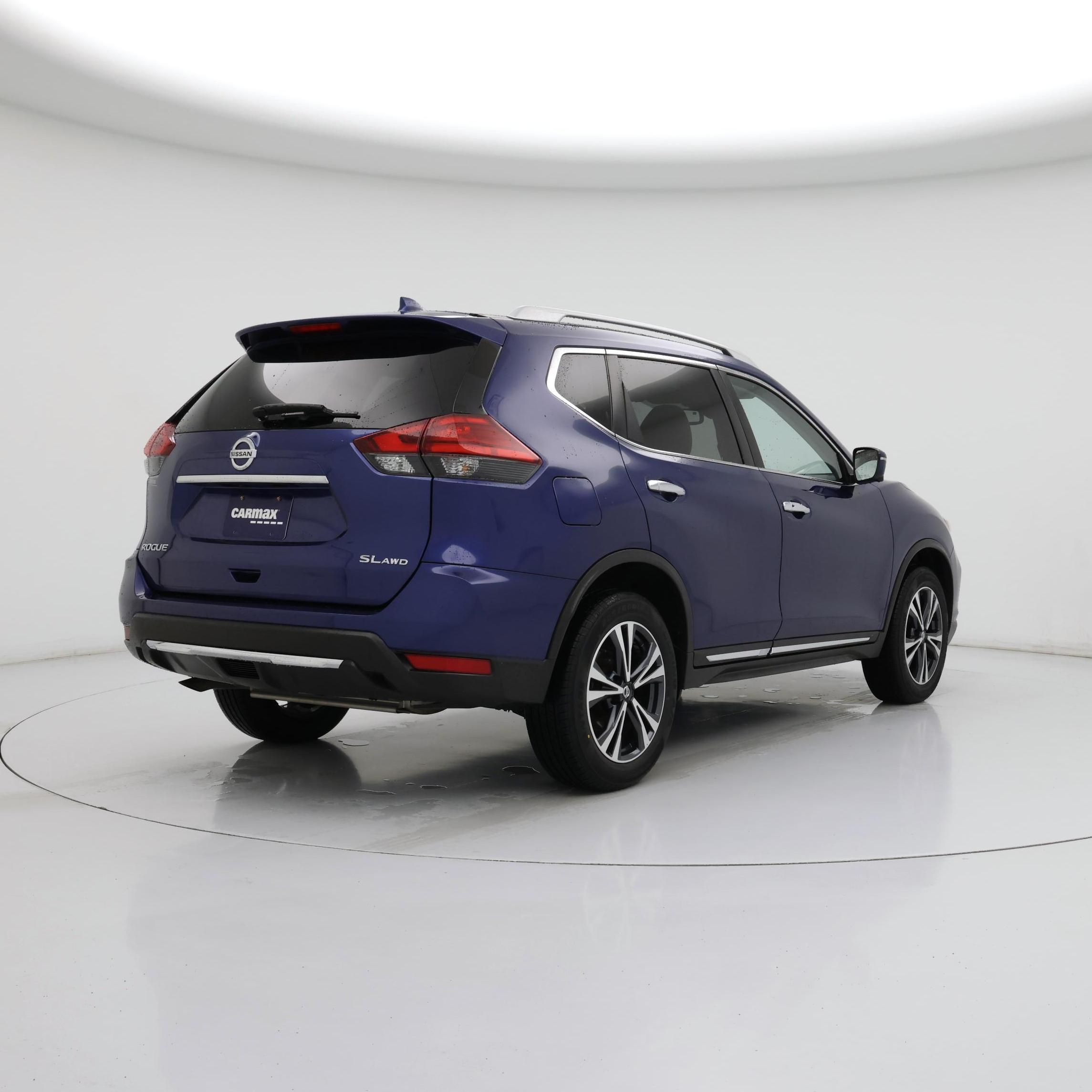 Thumbnail: 2017 Nissan Rogue - 8