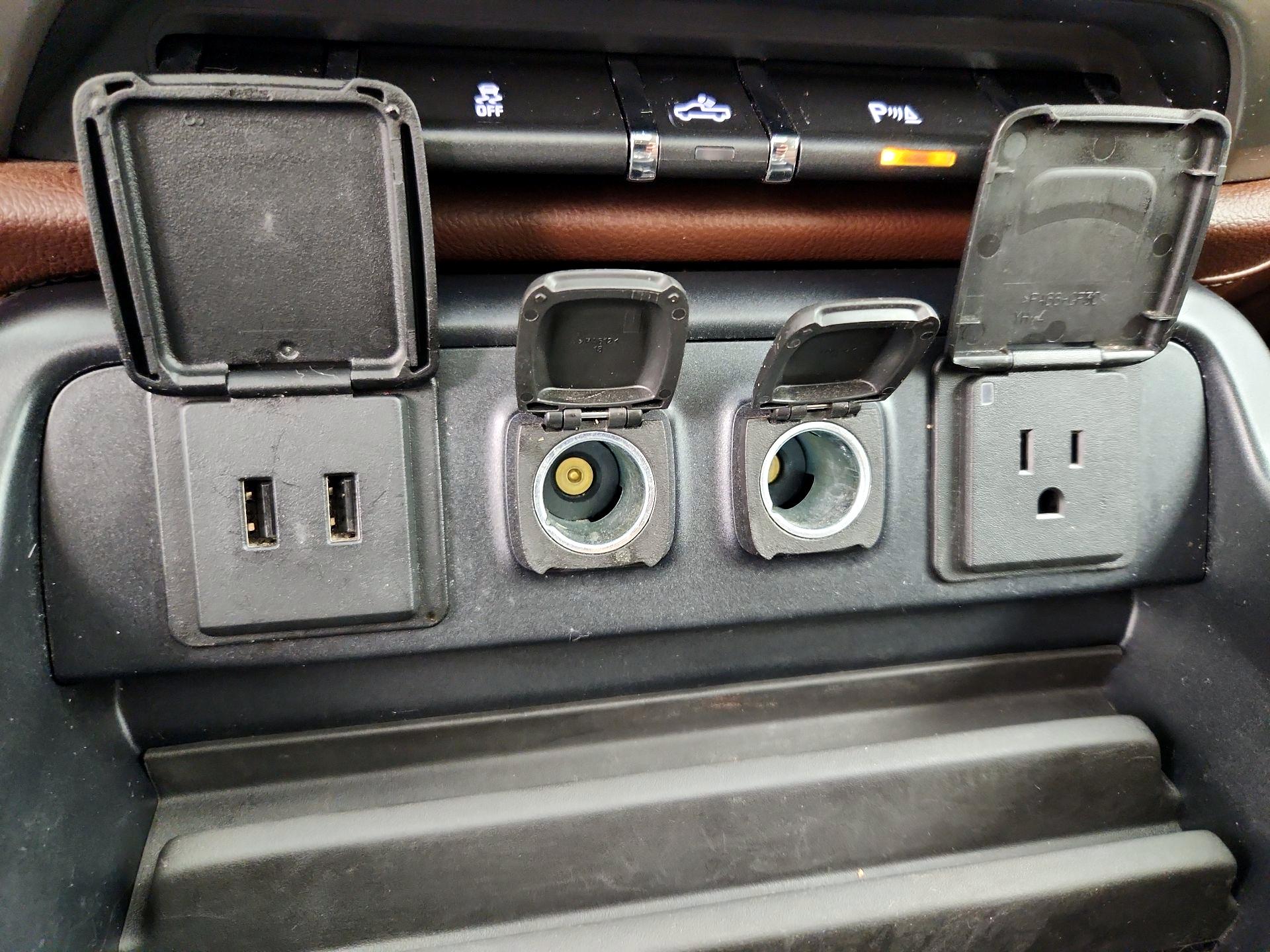 Thumbnail: 2016 Chevrolet Silverado 1500 - 19