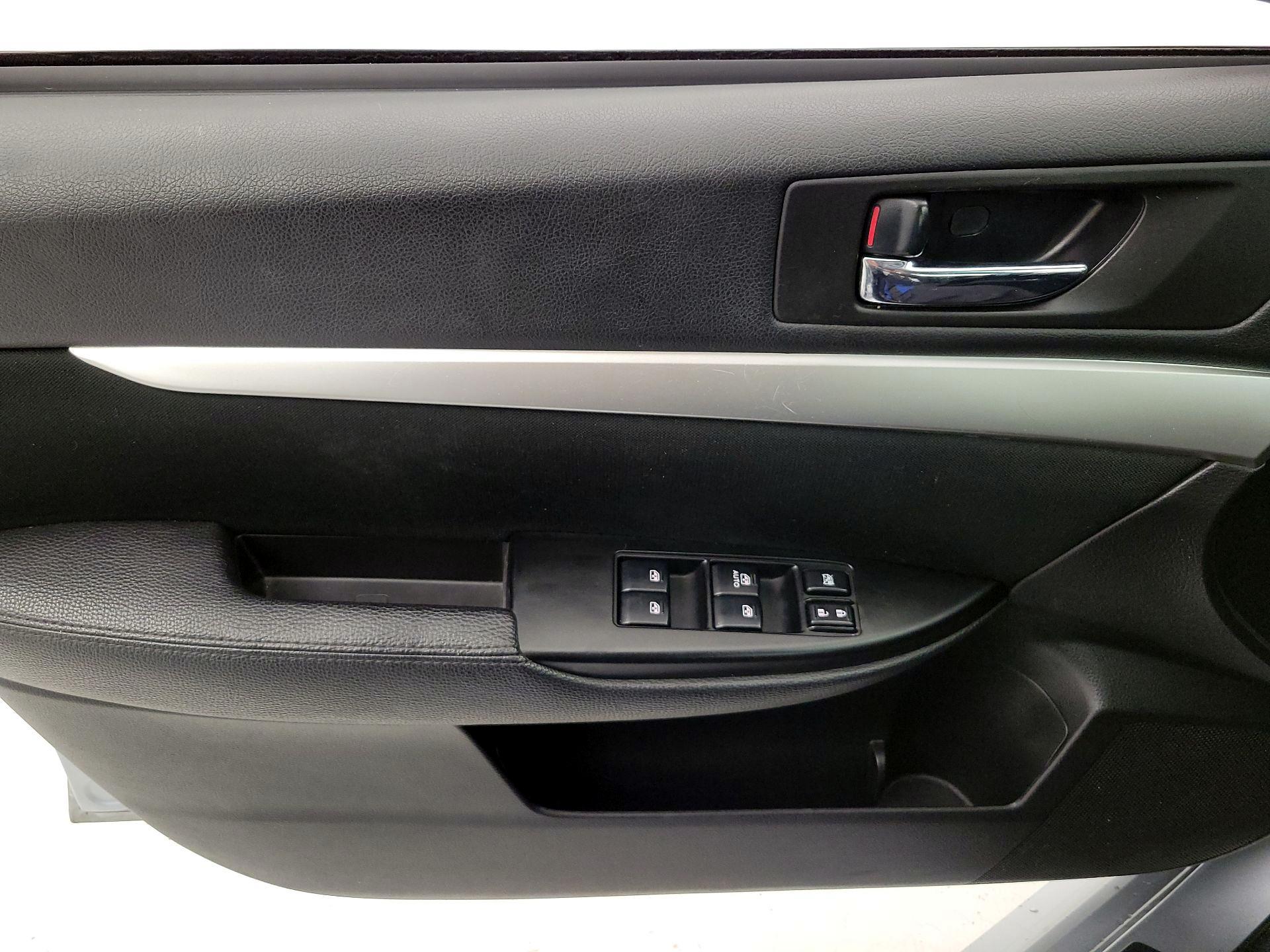 Thumbnail: 2013 Subaru Legacy - 12