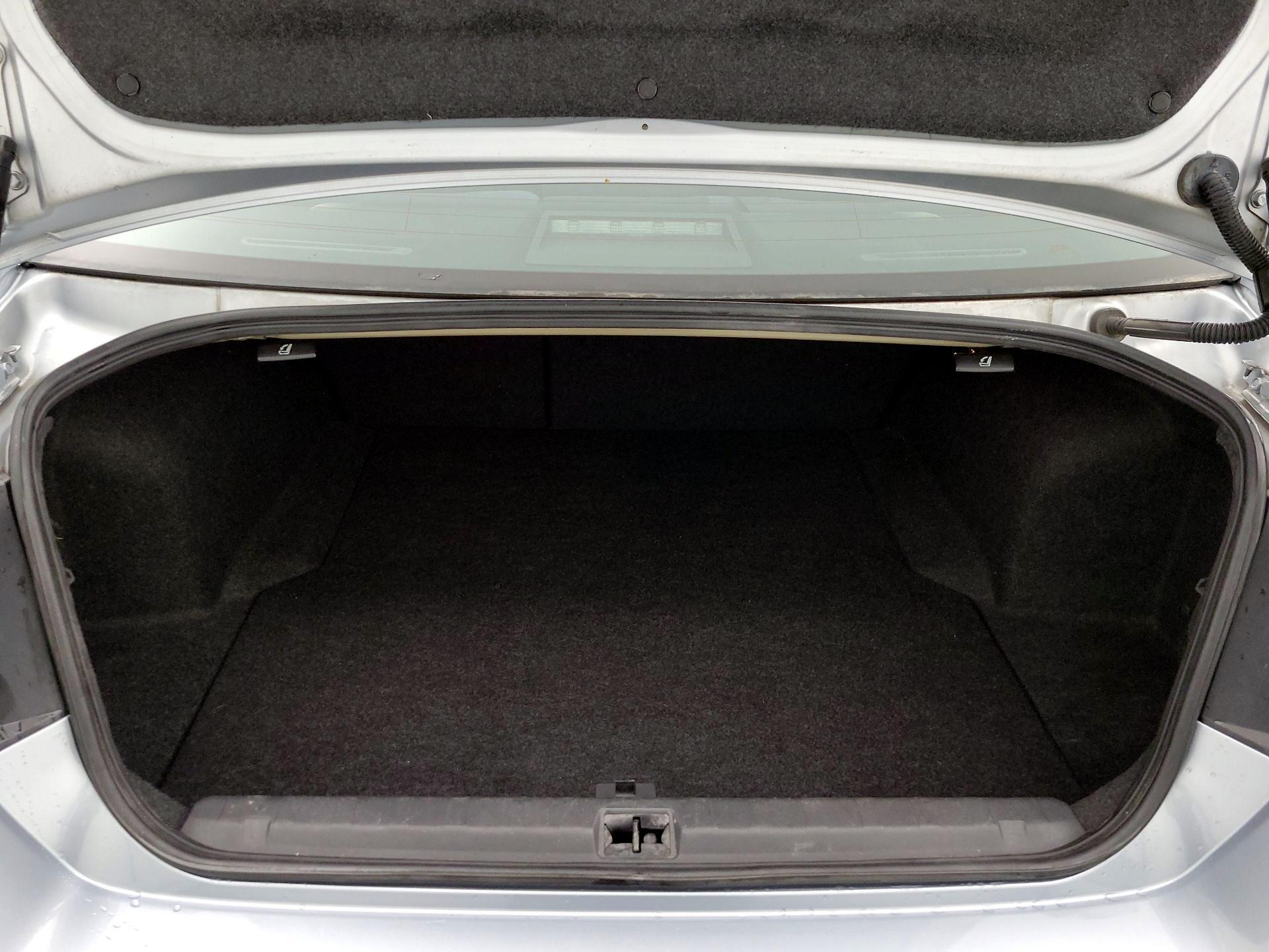 Thumbnail: 2013 Subaru Legacy - 20