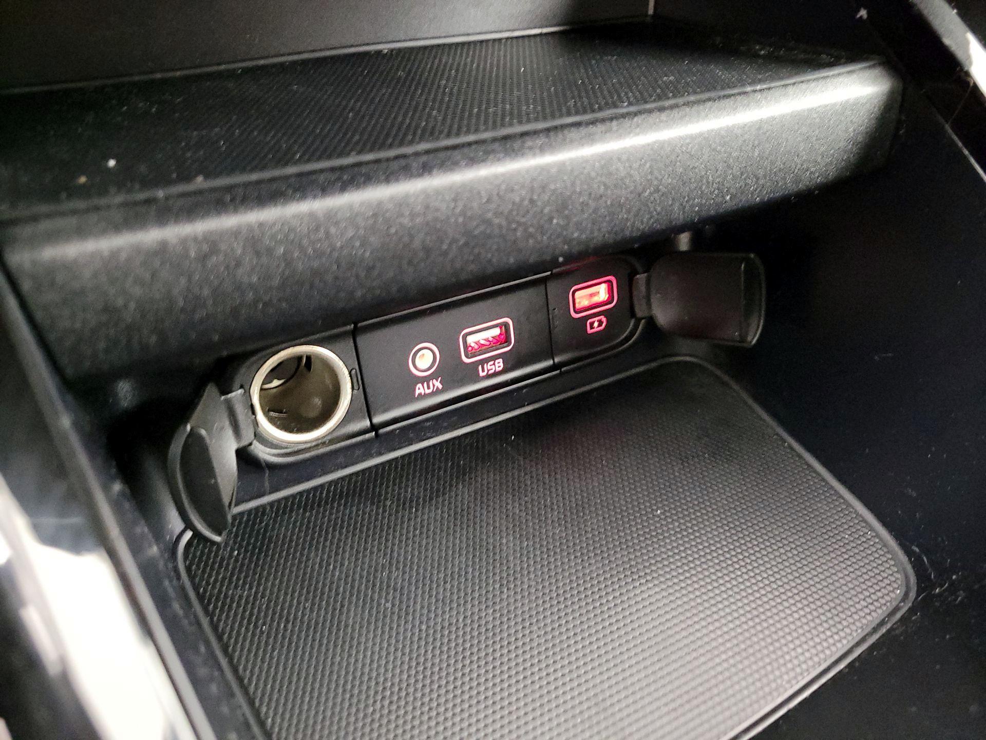 Thumbnail: 2021 Kia Forte - 18