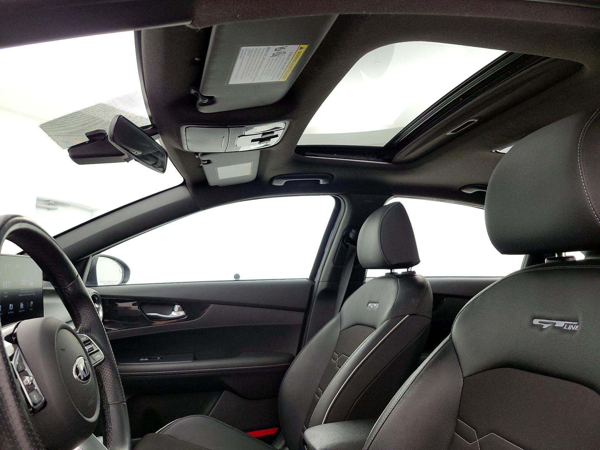 Thumbnail: 2021 Kia Forte - 19