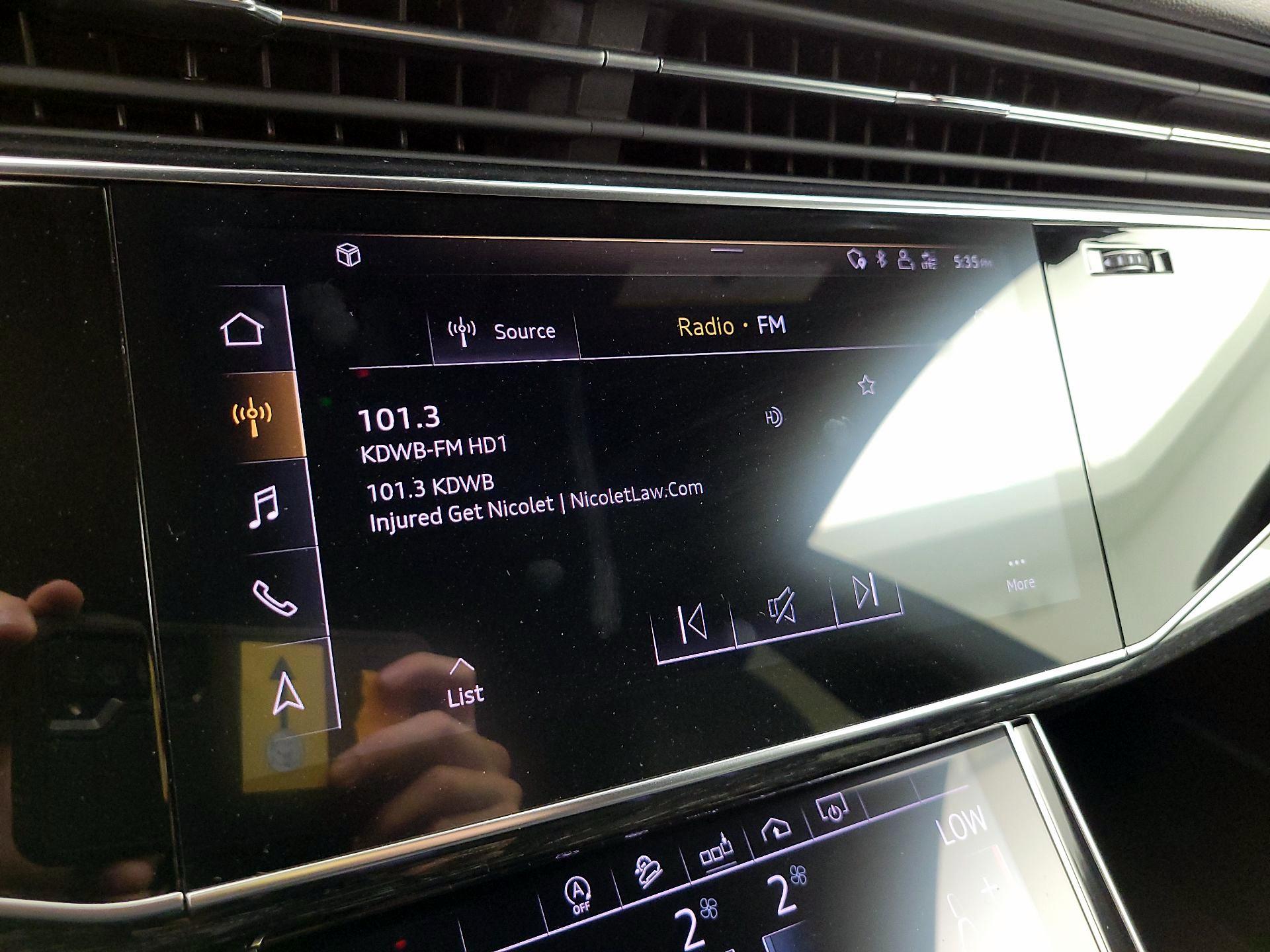 Thumbnail: 2019 Audi Q8 - 16