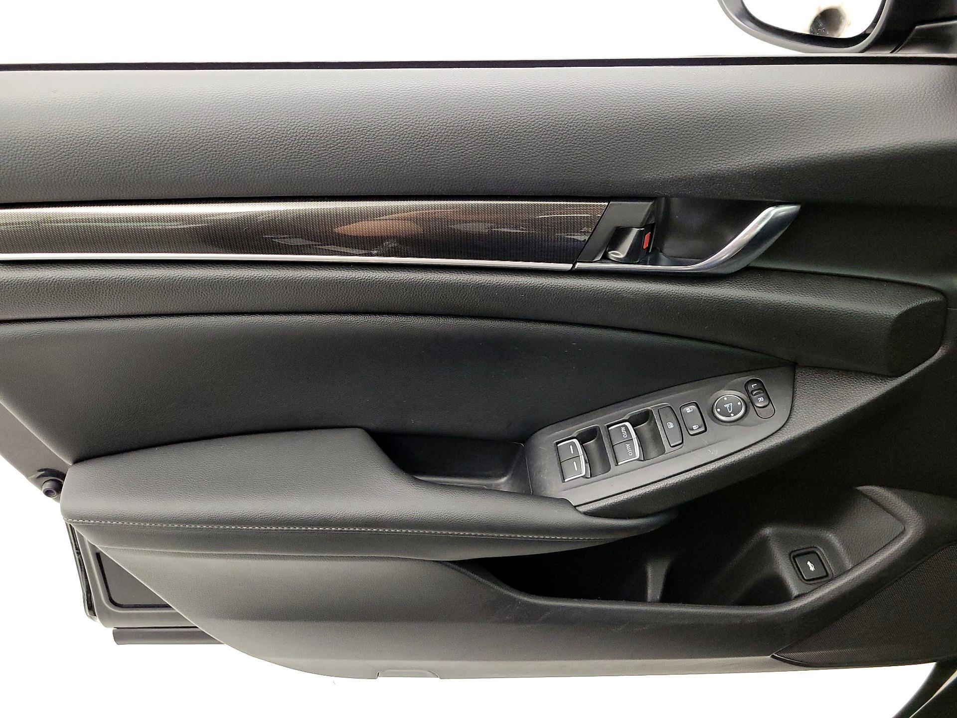 Thumbnail: 2021 Honda Accord - 12