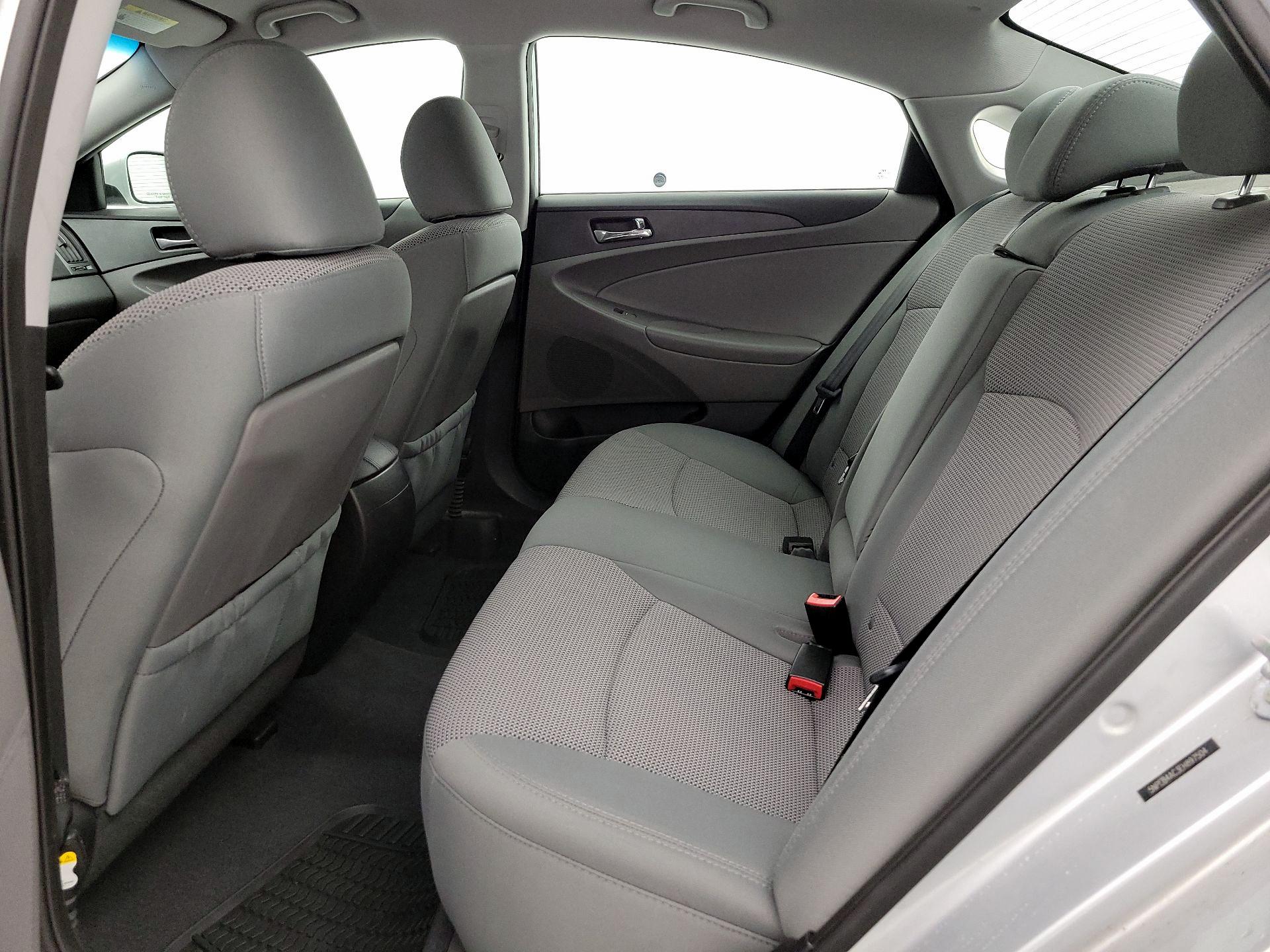 Thumbnail: 2014 Hyundai Sonata - 19