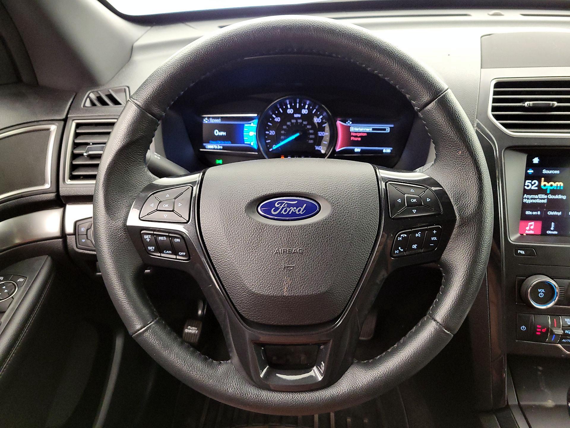 Thumbnail: 2019 Ford Explorer - 10