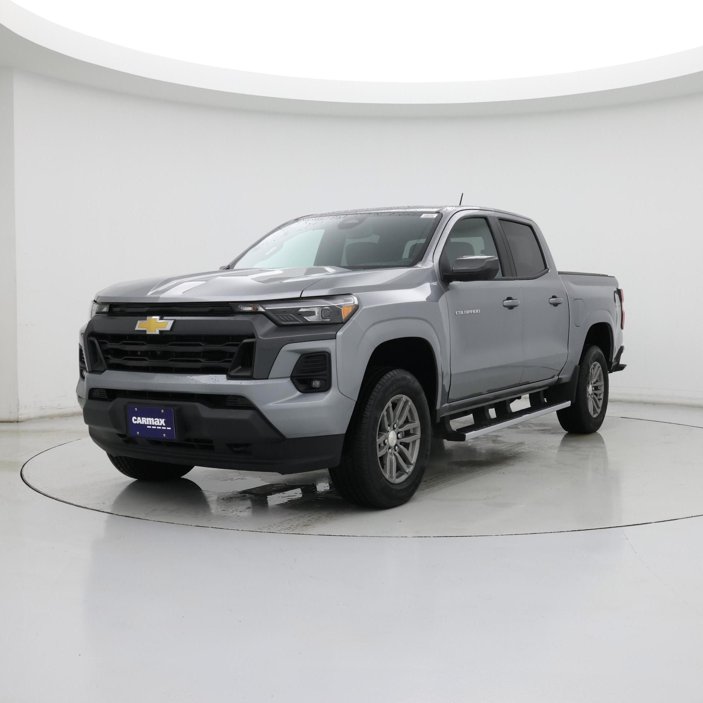 Thumbnail: 2023 Chevrolet Colorado - 4