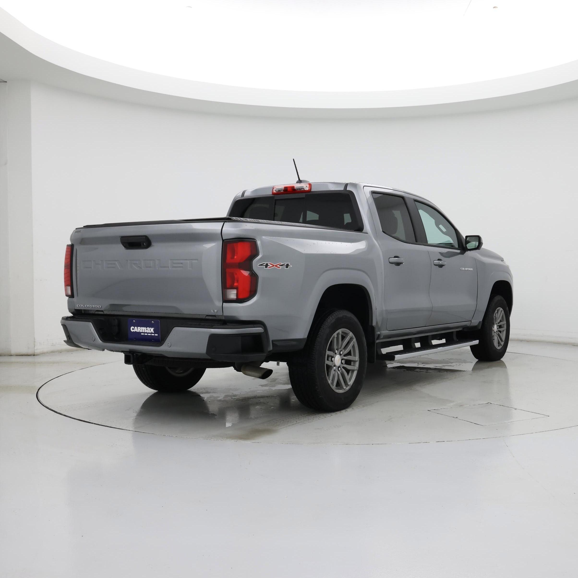 Thumbnail: 2023 Chevrolet Colorado - 8