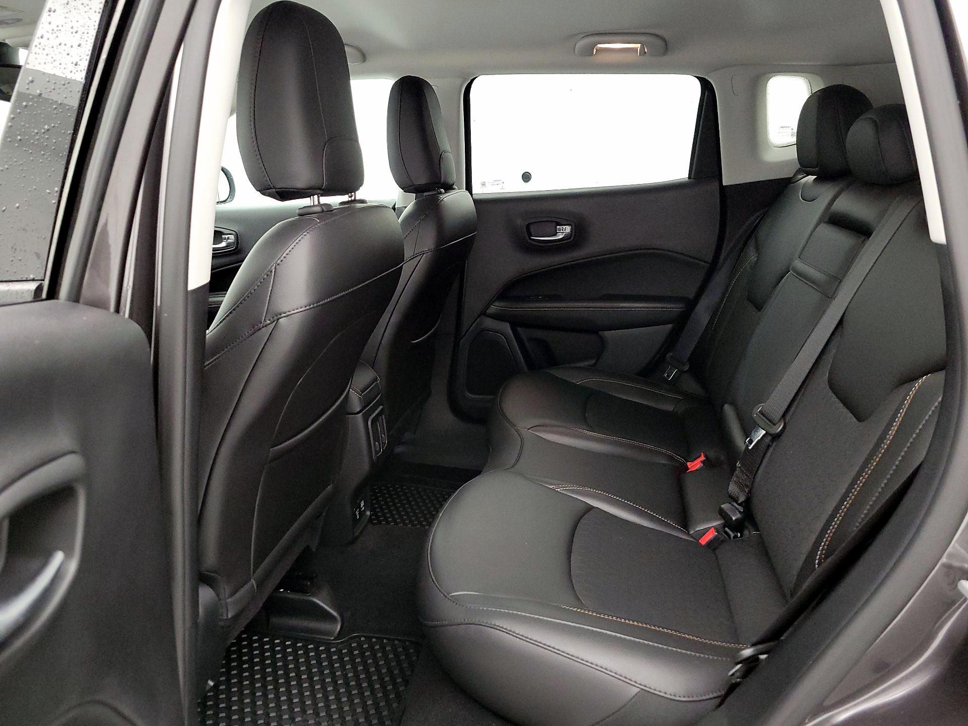 Thumbnail: 2019 Jeep Compass - 19