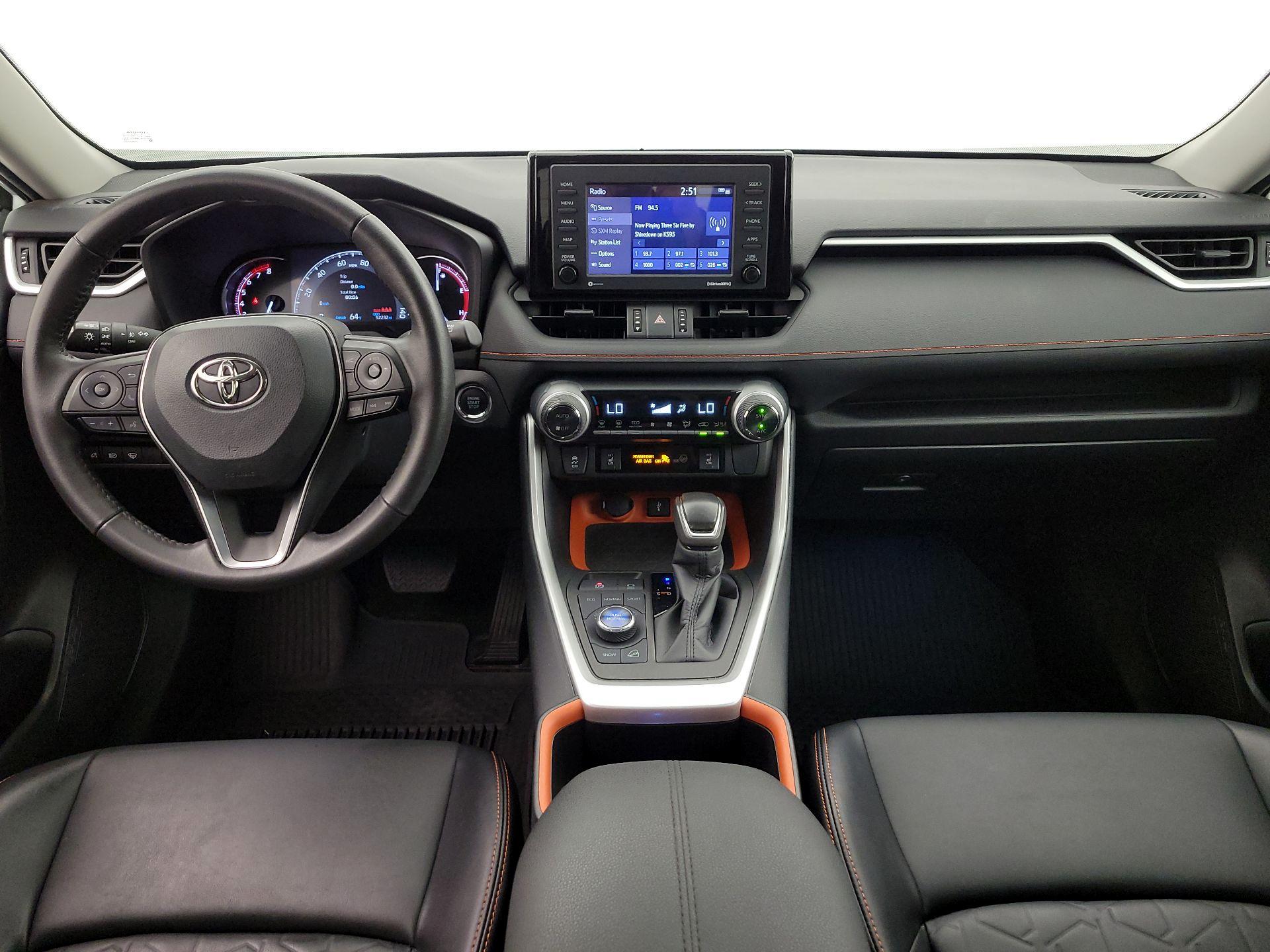 Thumbnail: 2022 Toyota RAV4 - 9