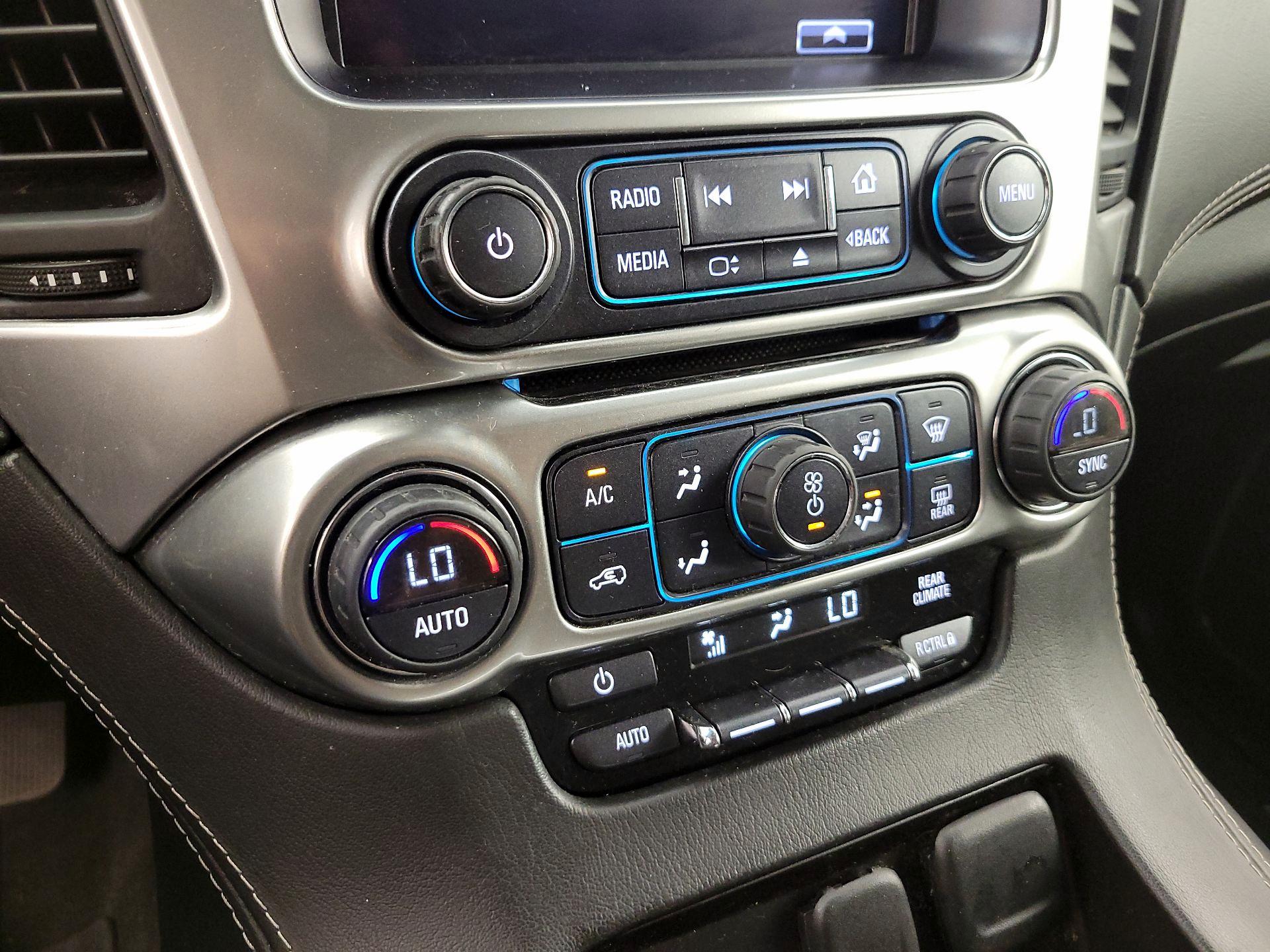 Thumbnail: 2016 Chevrolet Tahoe - 16