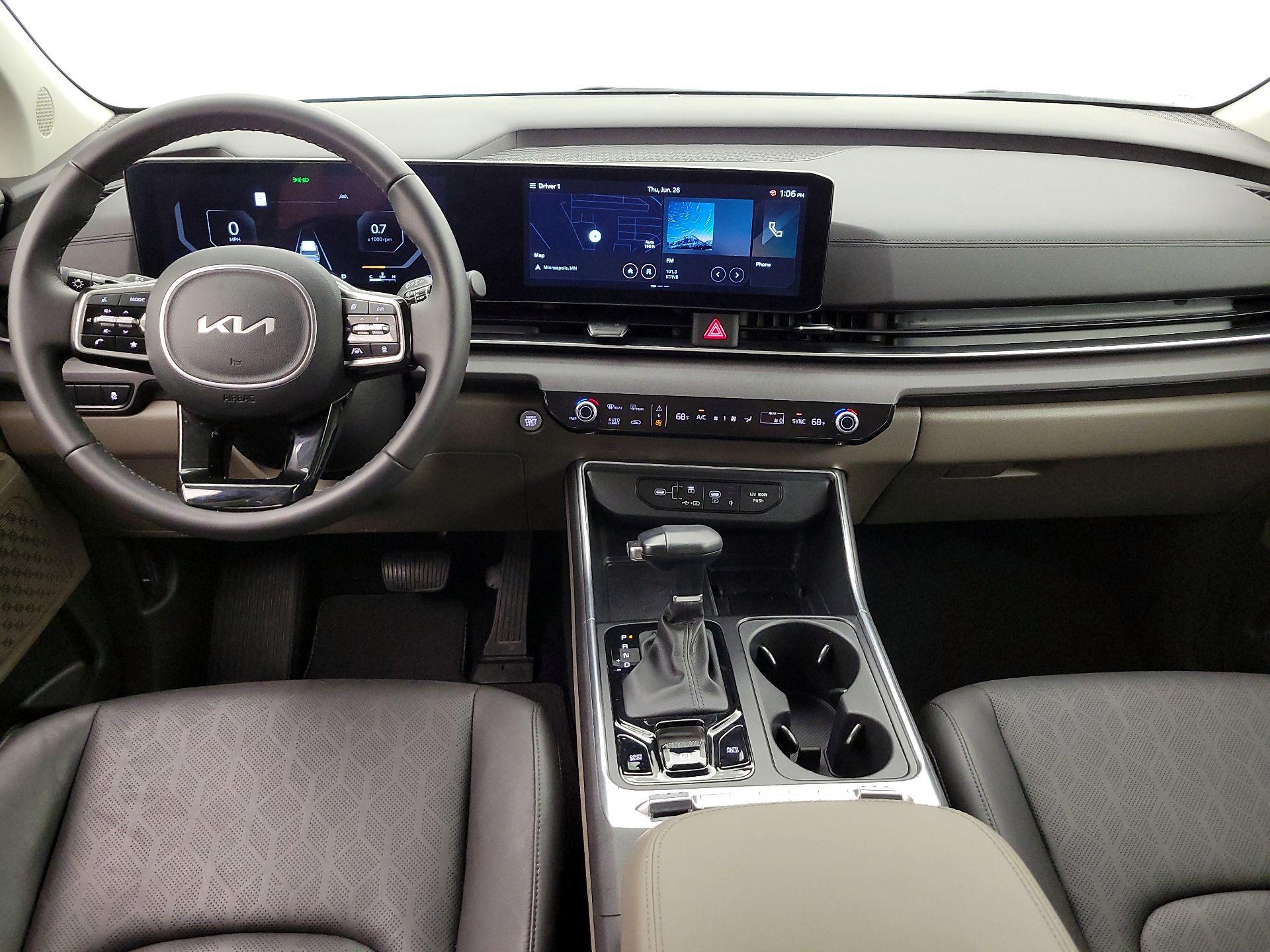 Thumbnail: 2025 Kia Carnival - 9