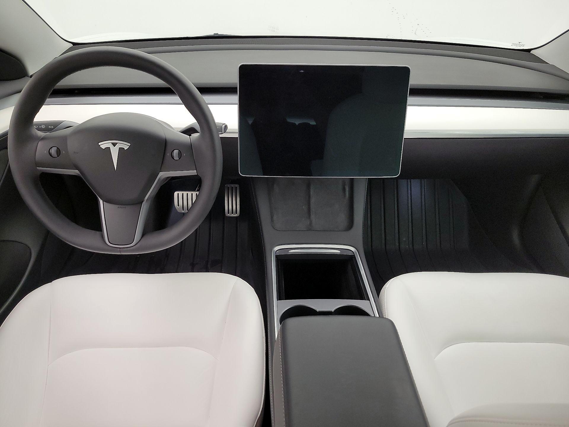 Thumbnail: 2022 Tesla Model 3 - 9
