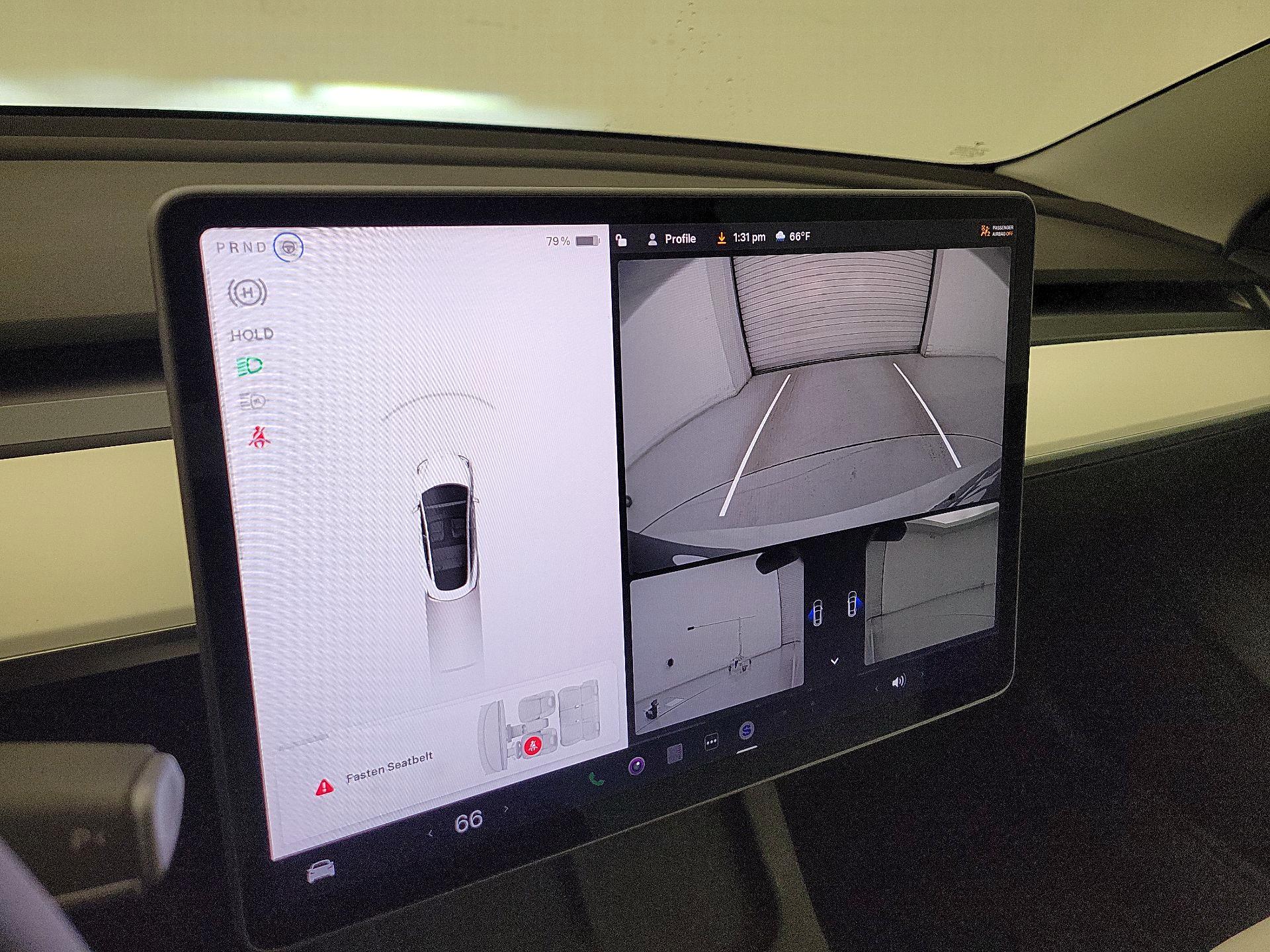 Thumbnail: 2022 Tesla Model 3 - 14
