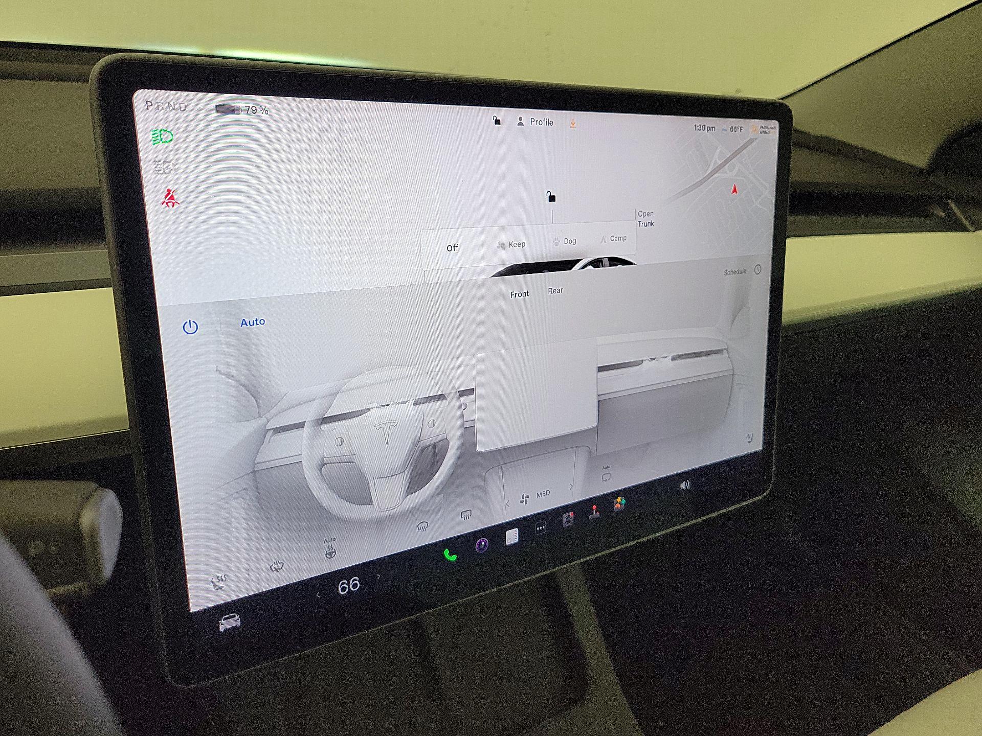Thumbnail: 2022 Tesla Model 3 - 16