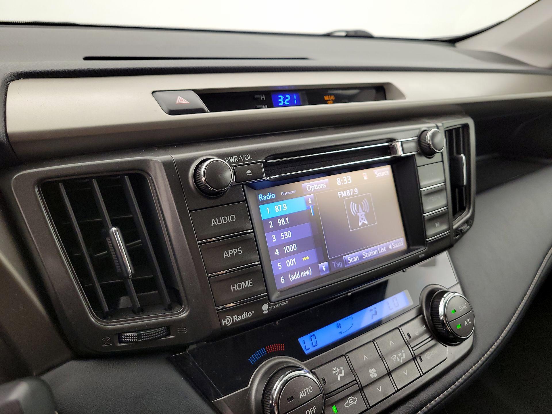 Thumbnail: 2014 Toyota RAV4 - 15