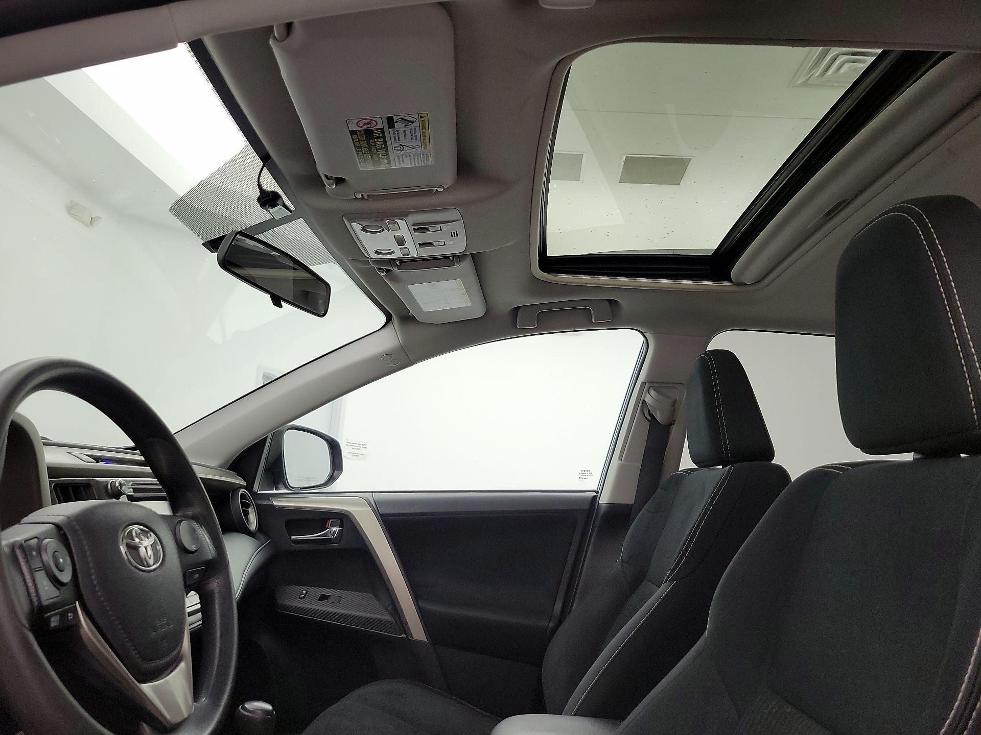 Thumbnail: 2014 Toyota RAV4 - 19