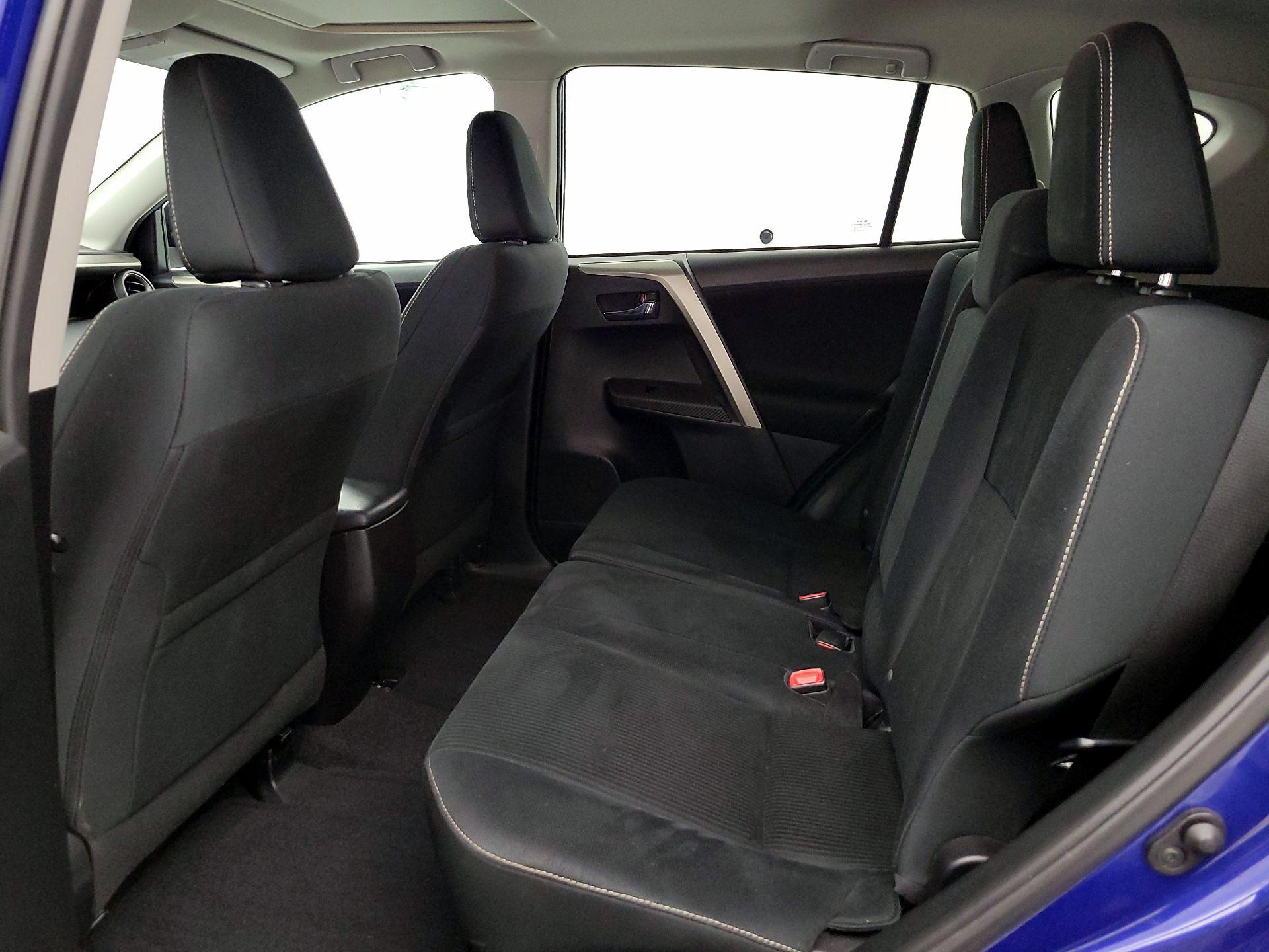 Thumbnail: 2014 Toyota RAV4 - 20