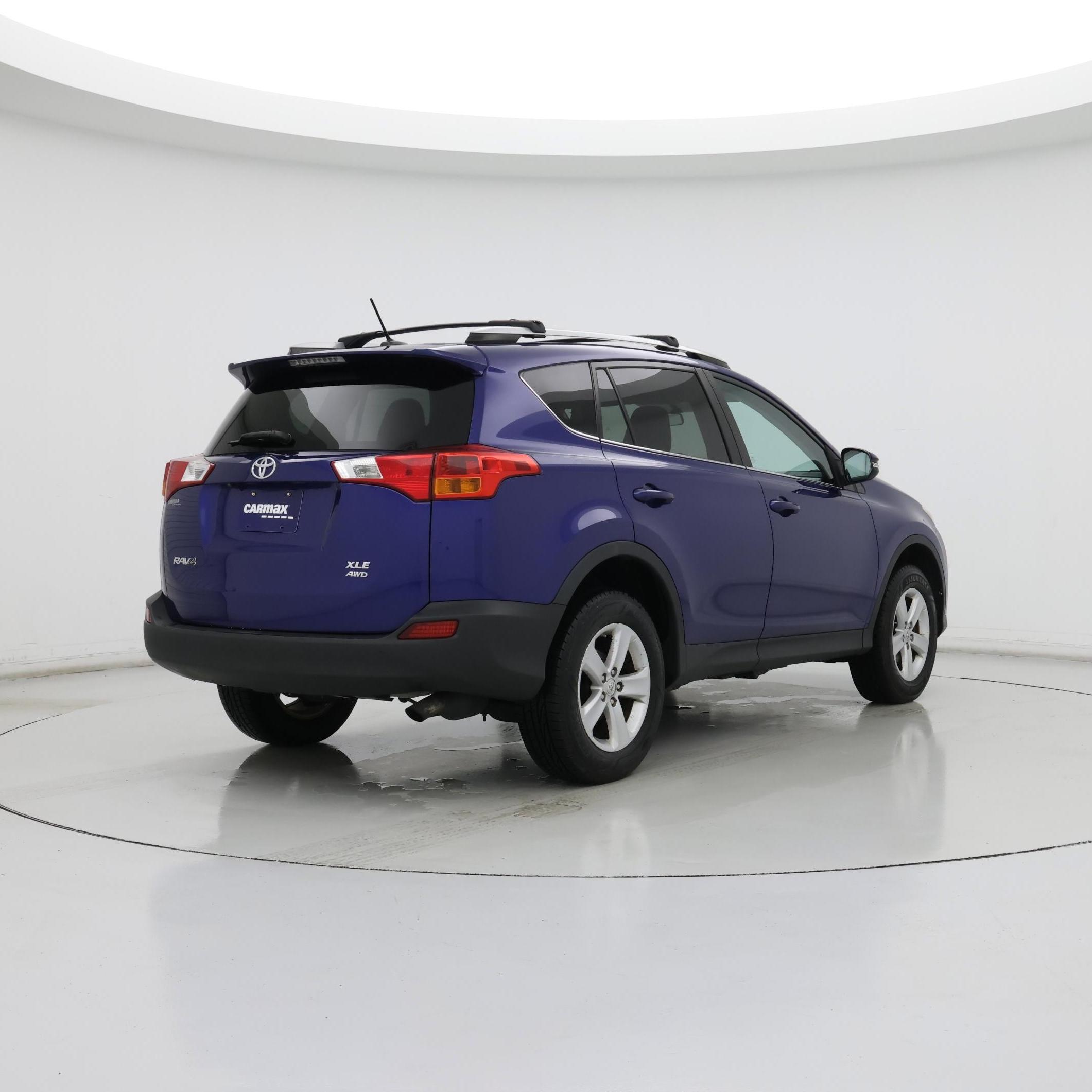 Thumbnail: 2014 Toyota RAV4 - 8