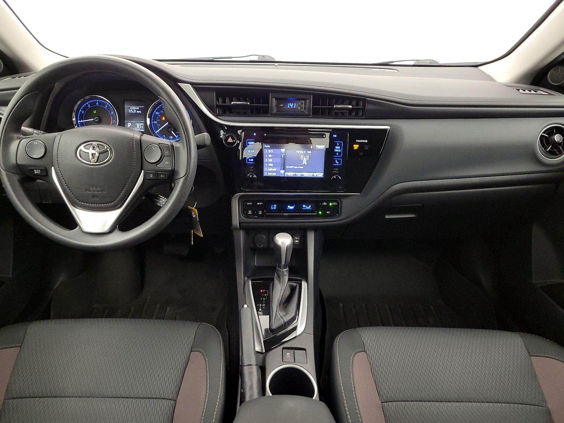 Thumbnail: 2017 Toyota Corolla - 9