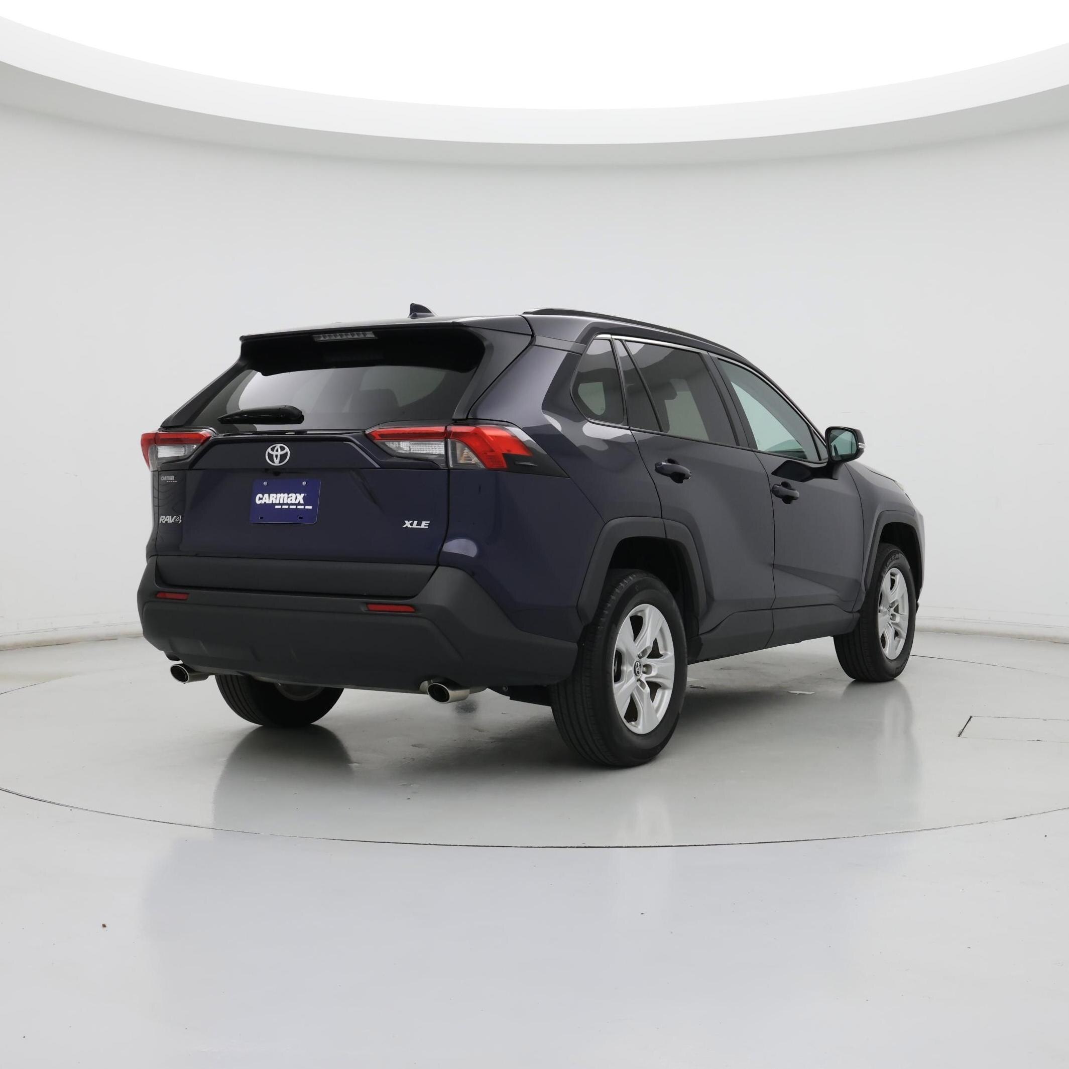 Thumbnail: 2021 Toyota RAV4 - 8