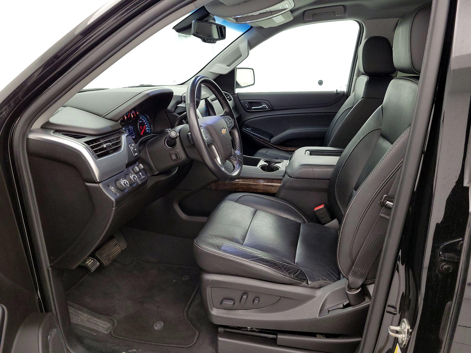 Thumbnail: 2019 Chevrolet Tahoe - 11
