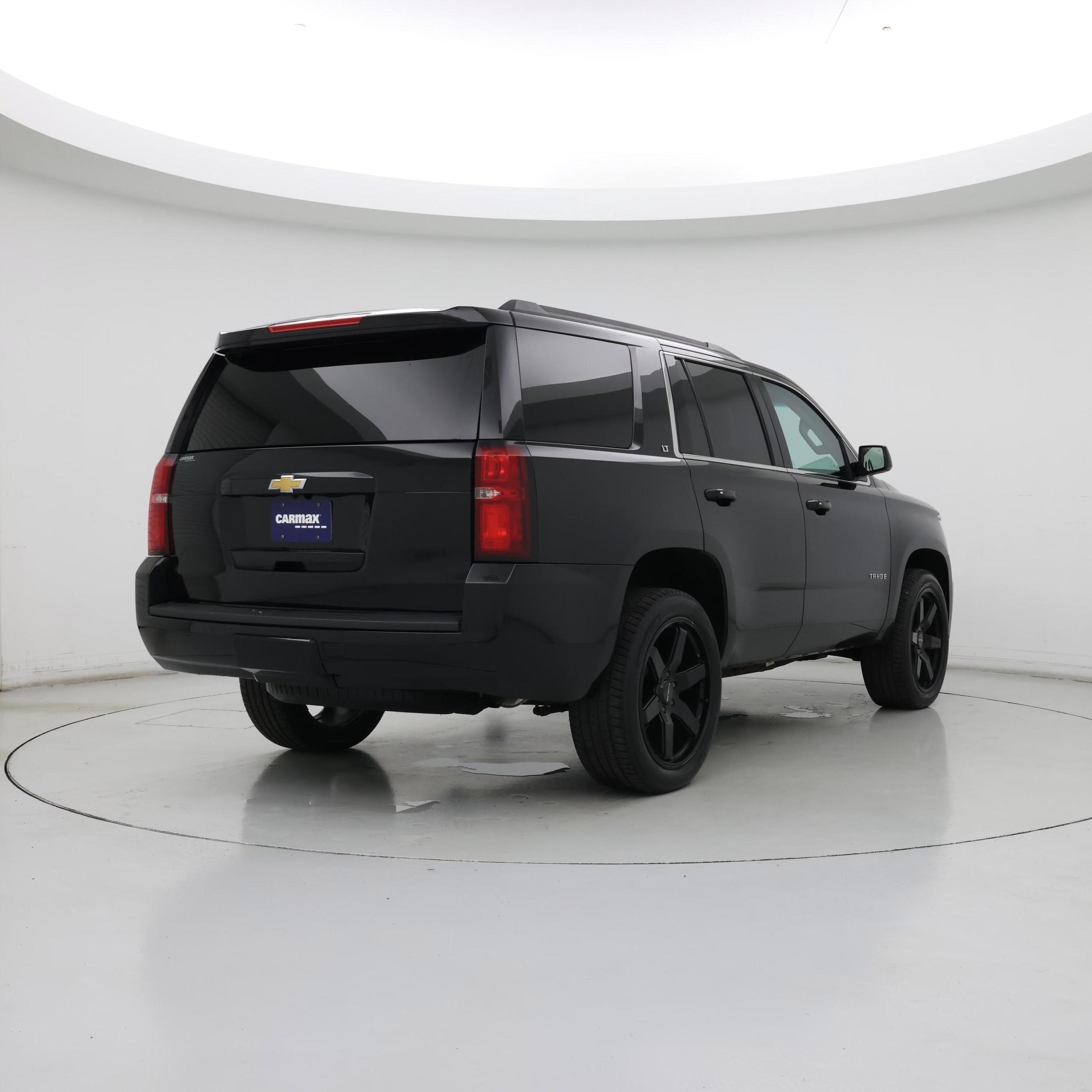 Thumbnail: 2019 Chevrolet Tahoe - 8