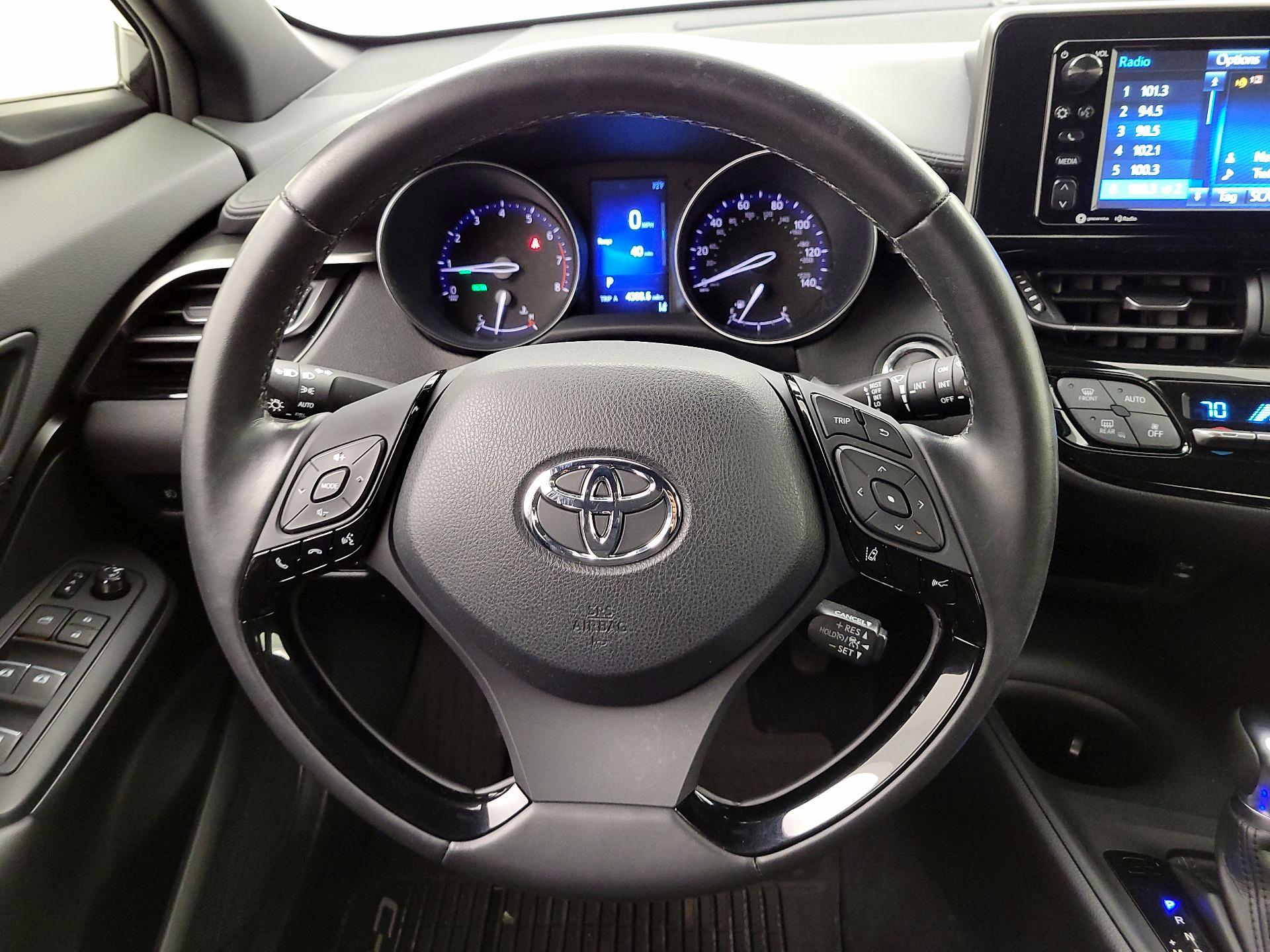 Thumbnail: 2018 Toyota C-HR - 10