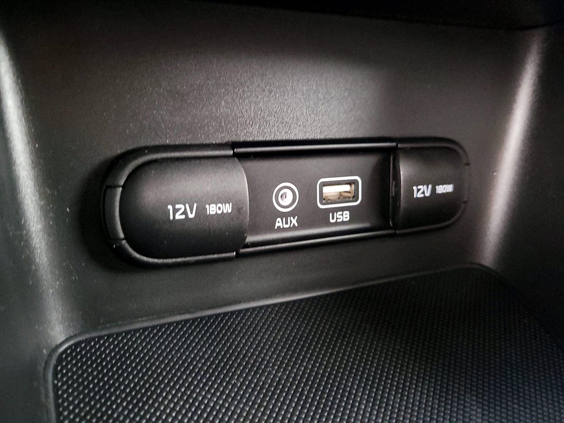 Thumbnail: 2019 Kia Sportage - 18