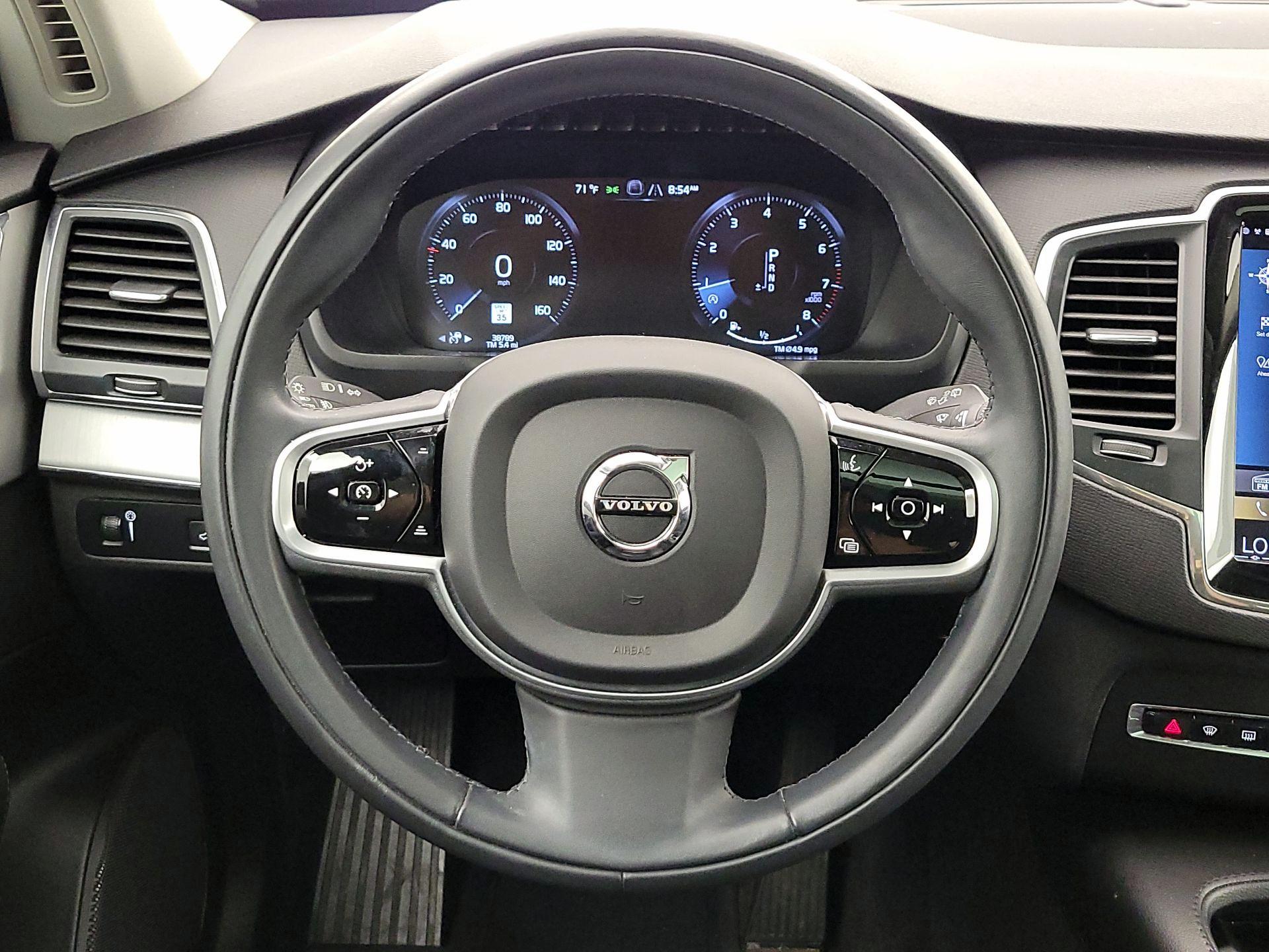 Thumbnail: 2022 Volvo XC90 - 10