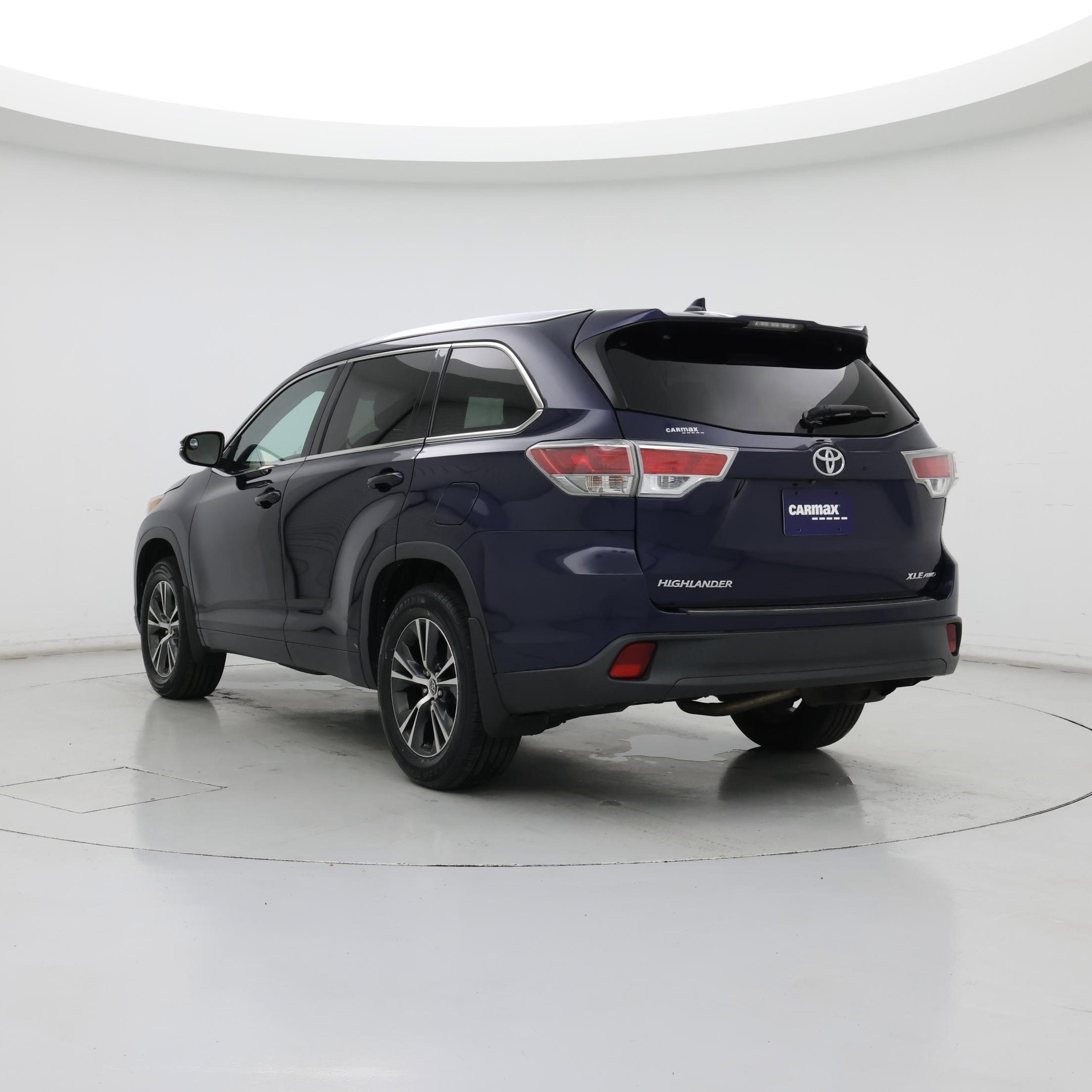 Thumbnail: 2016 Toyota Highlander - 2