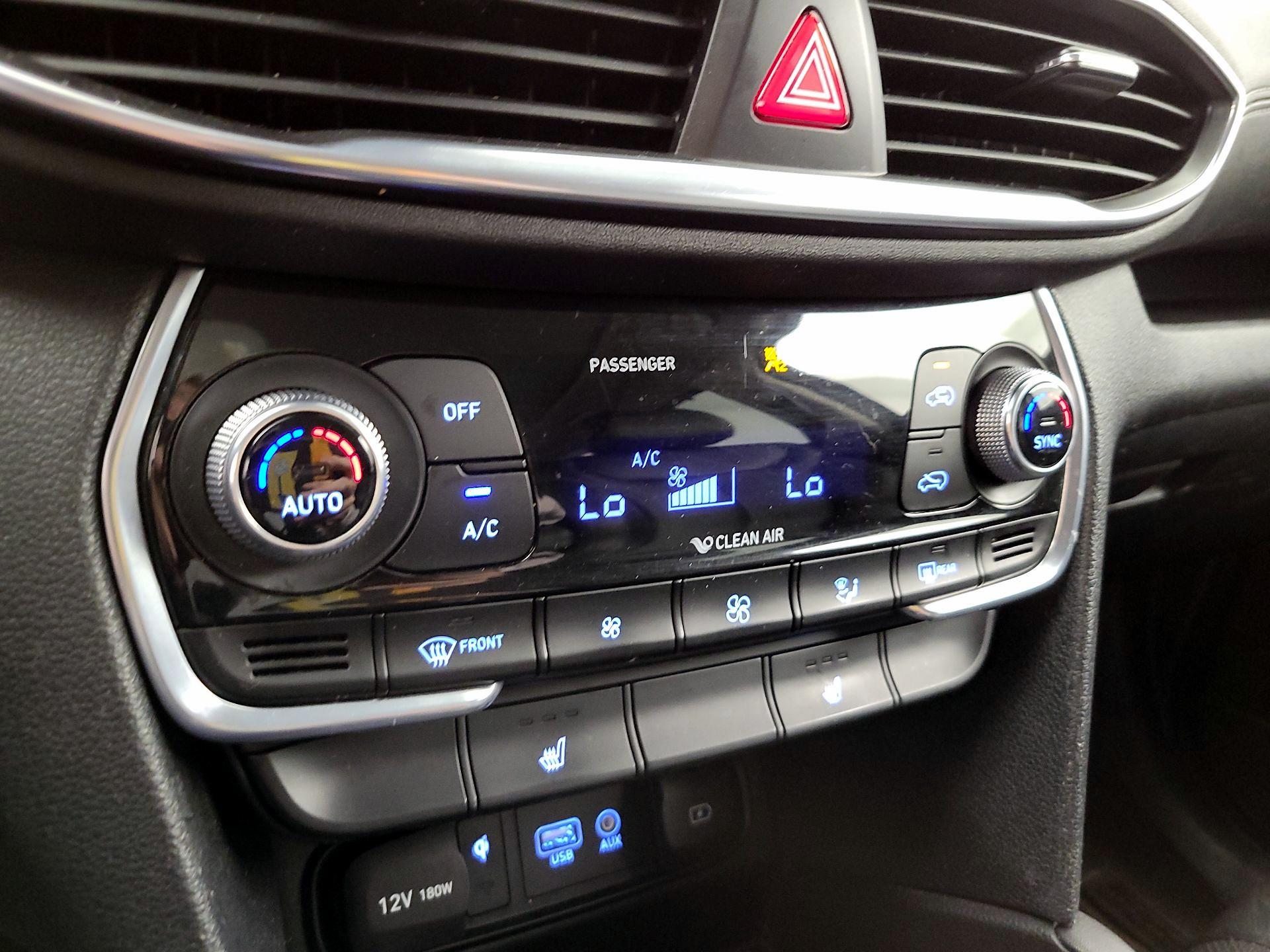 Thumbnail: 2020 Hyundai Santa Fe - 16