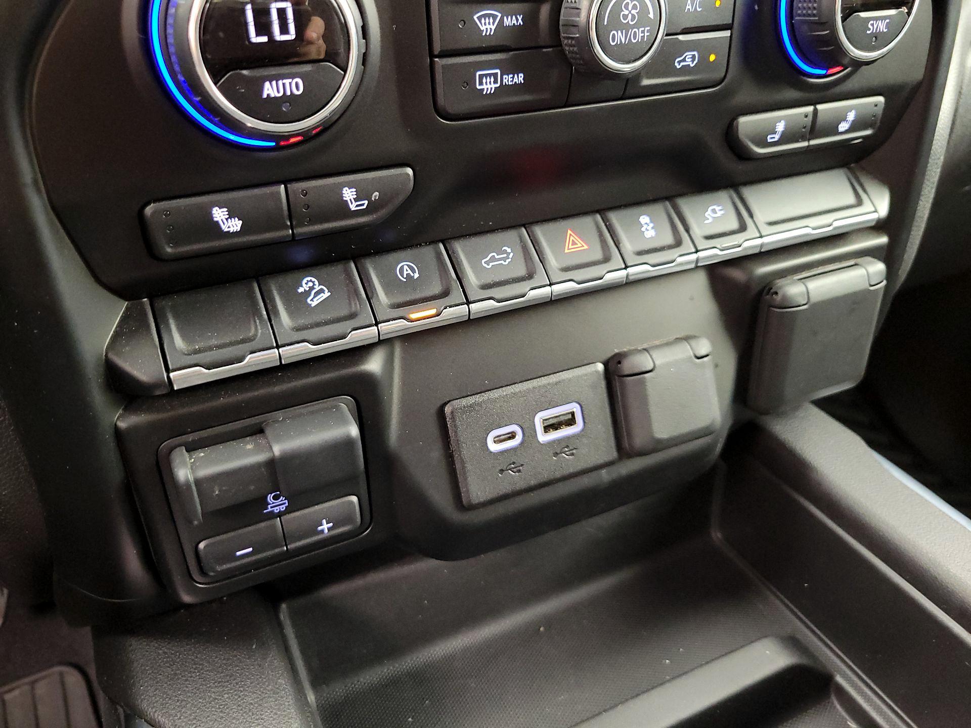Thumbnail: 2019 Chevrolet Silverado 1500 - 19