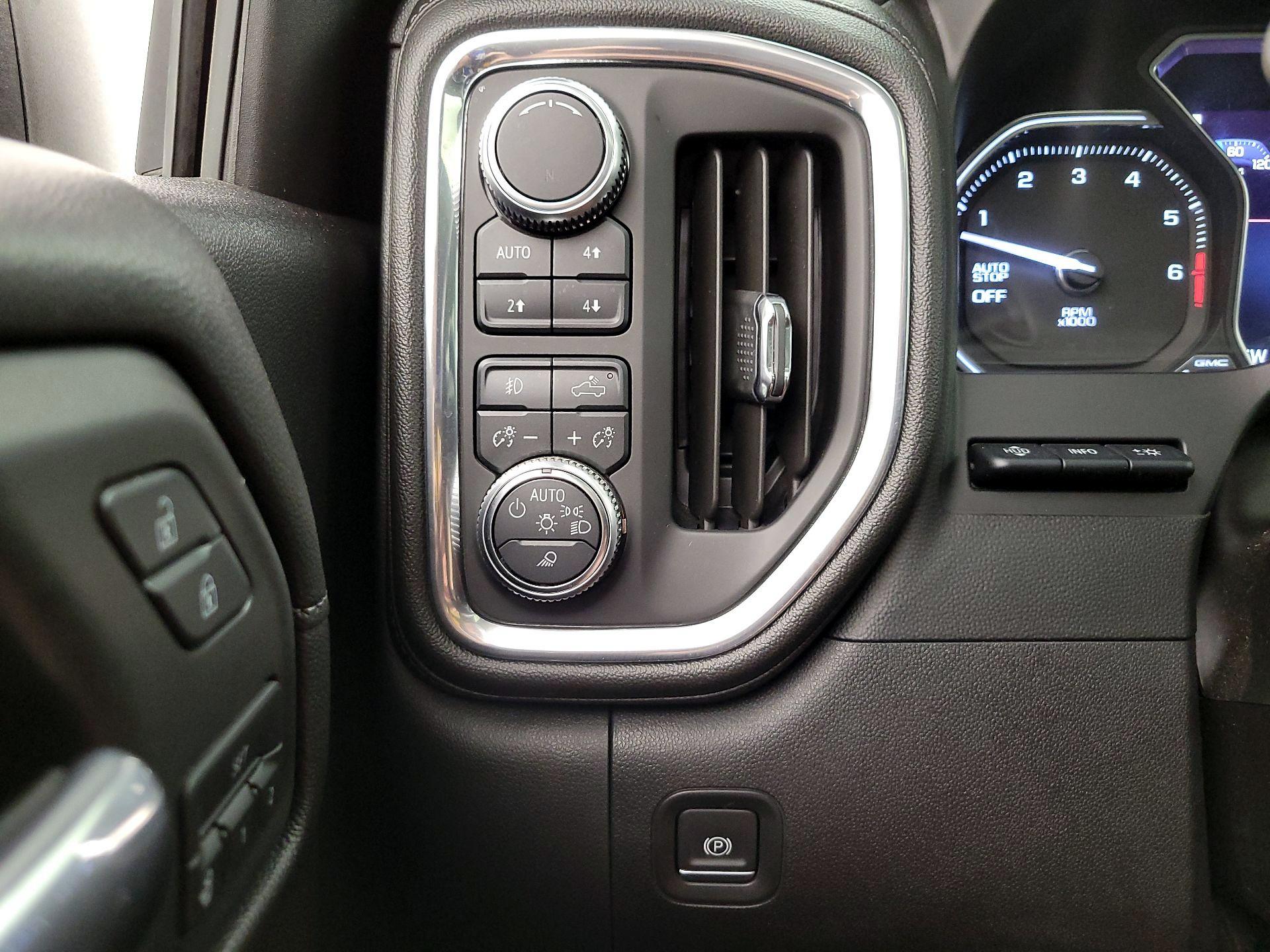 Thumbnail: 2019 GMC Sierra 1500 - 13