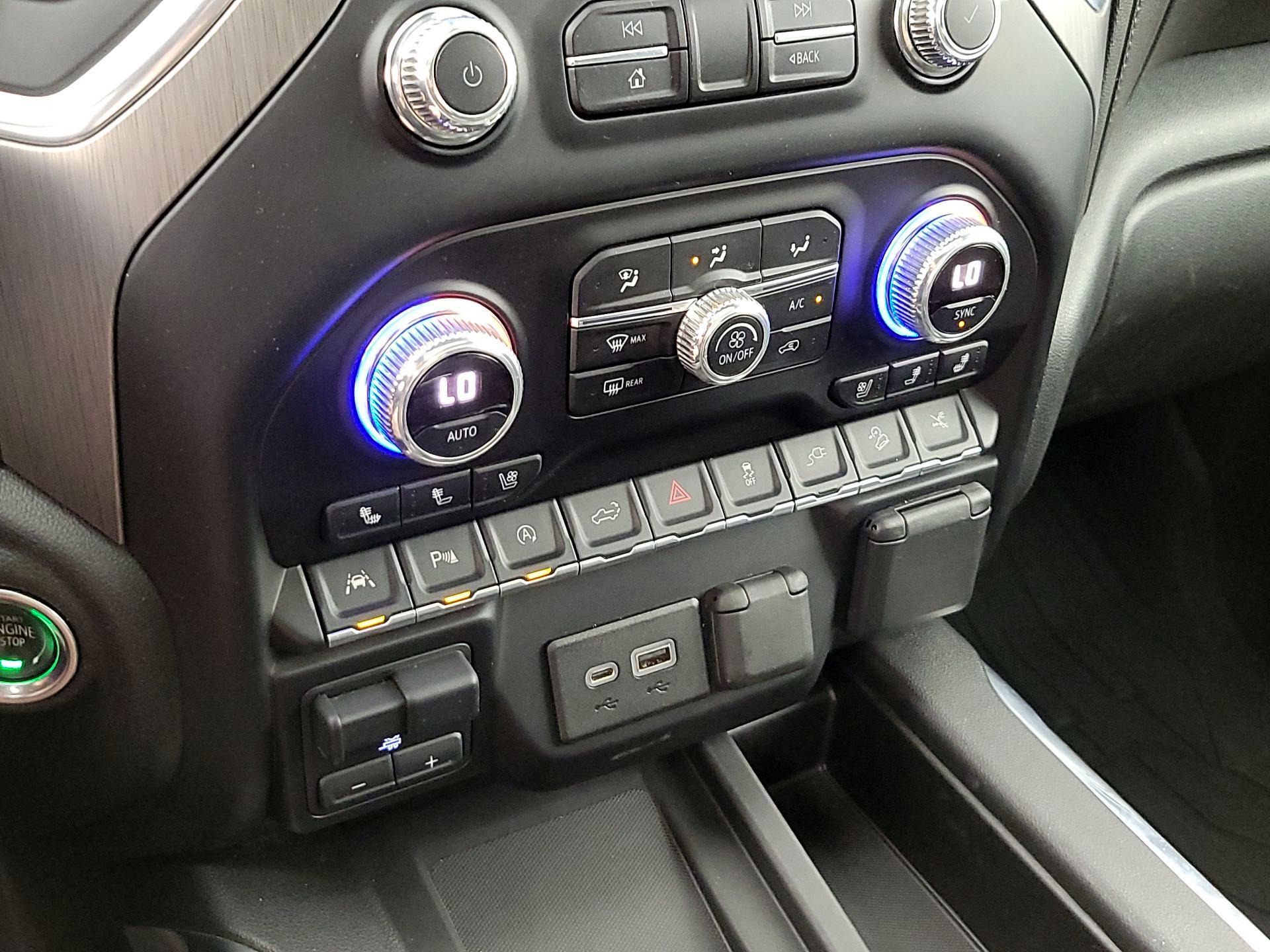 Thumbnail: 2019 GMC Sierra 1500 - 17