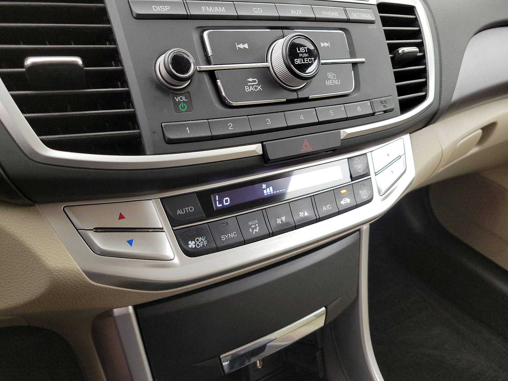 Thumbnail: 2014 Honda Accord - 16