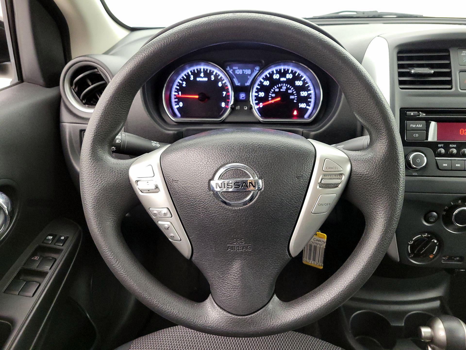 Thumbnail: 2015 Nissan Versa - 10