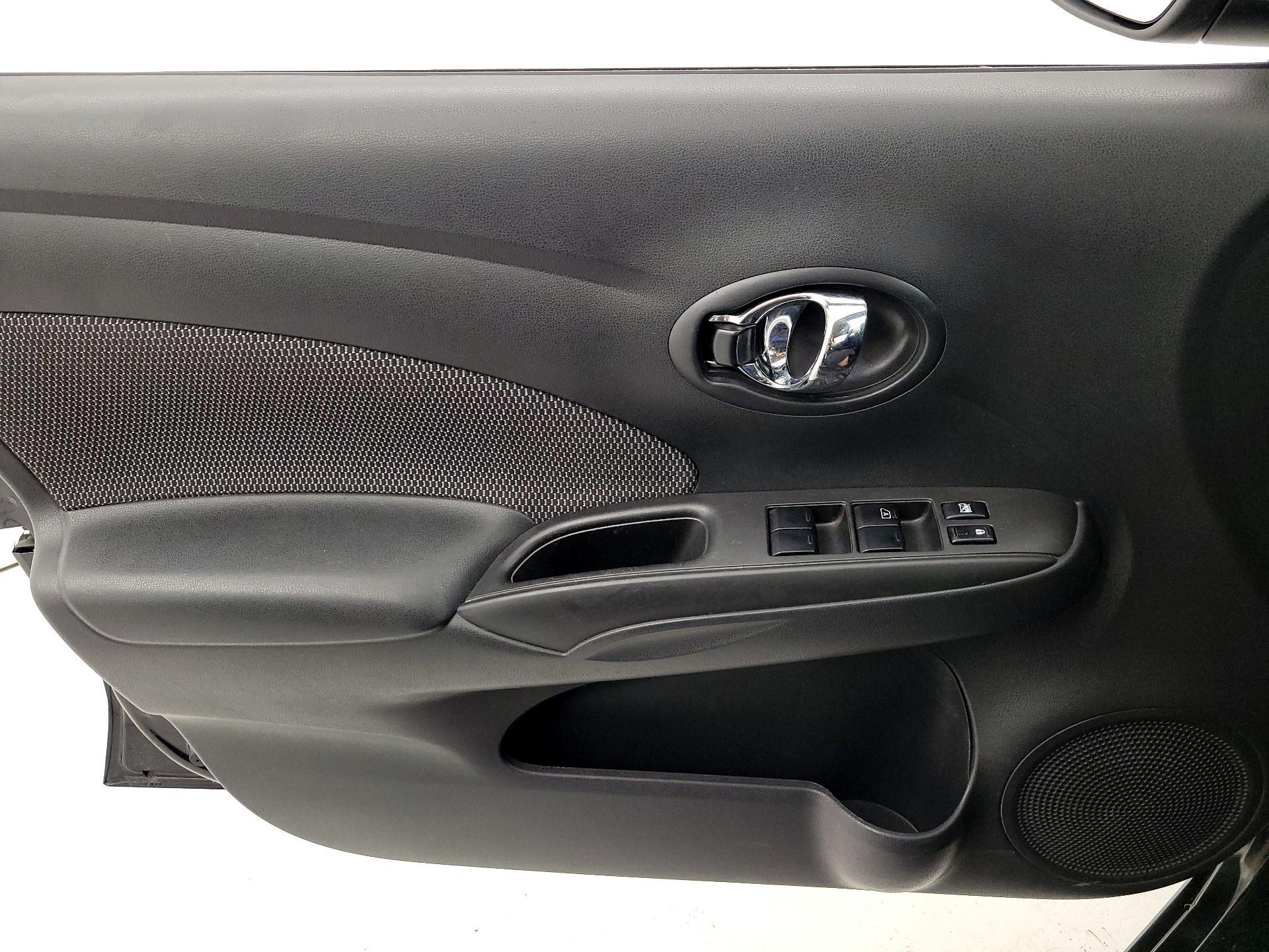 Thumbnail: 2015 Nissan Versa - 12