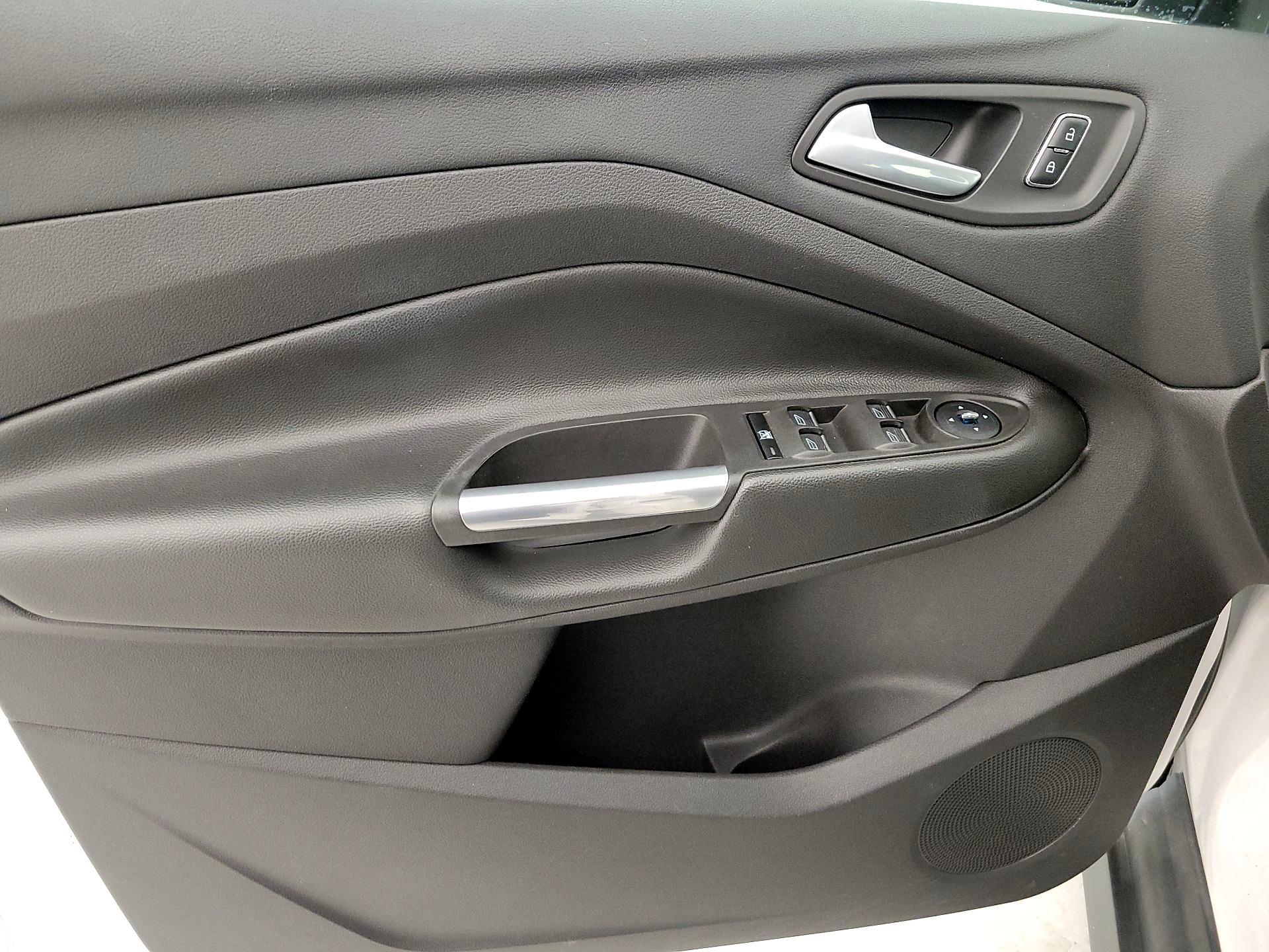 Thumbnail: 2013 Ford C-Max - 12
