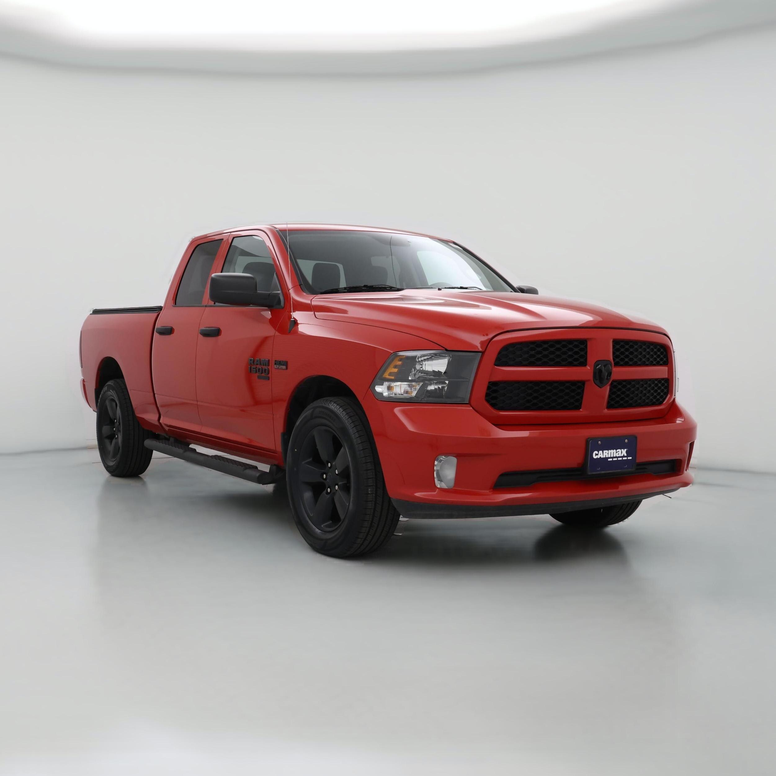 Thumbnail: 2019 RAM 1500 Classic - 1