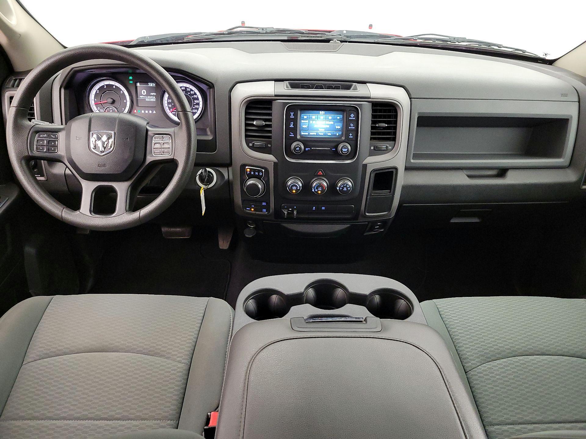 Thumbnail: 2019 RAM 1500 Classic - 9