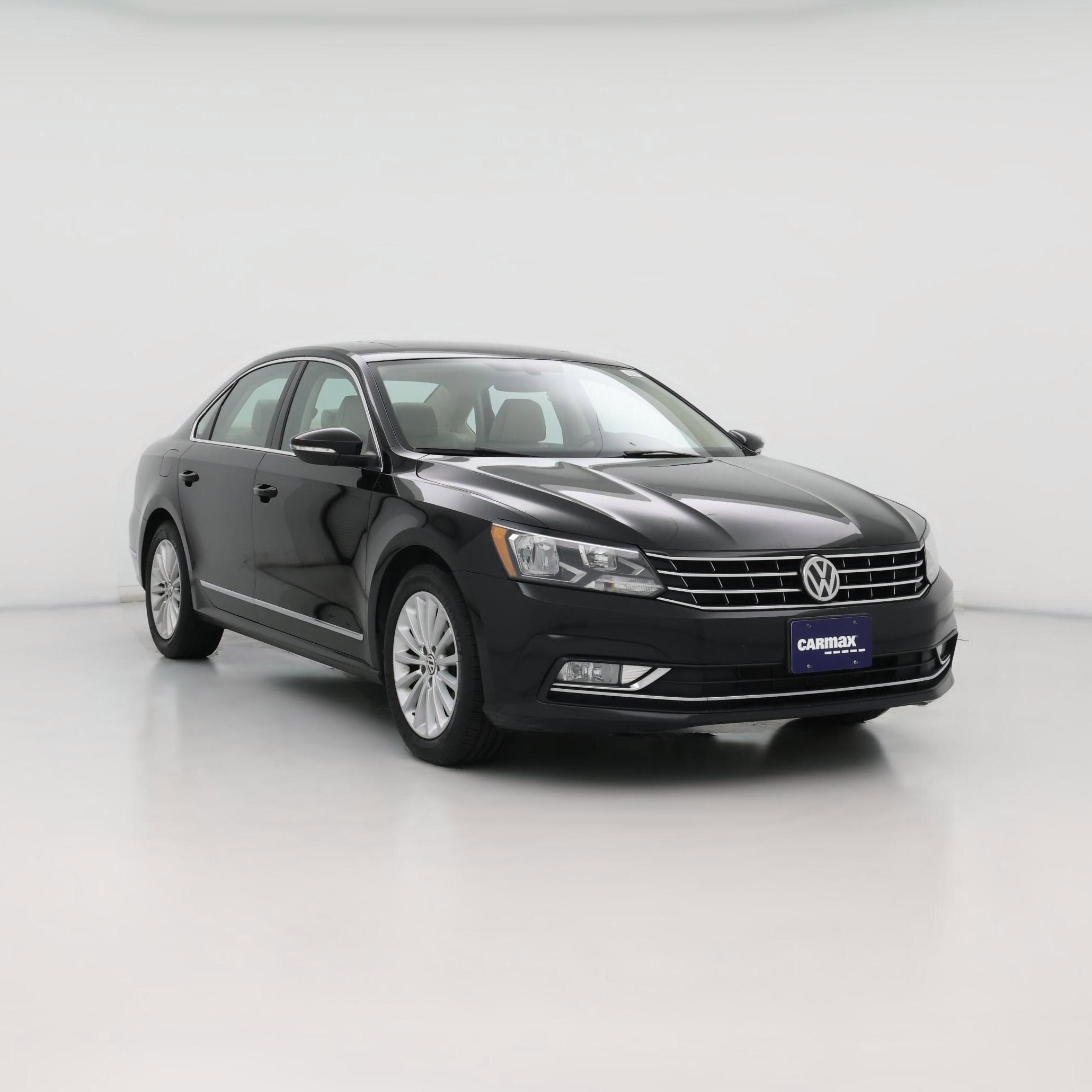 Thumbnail: 2016 Volkswagen Passat - 1