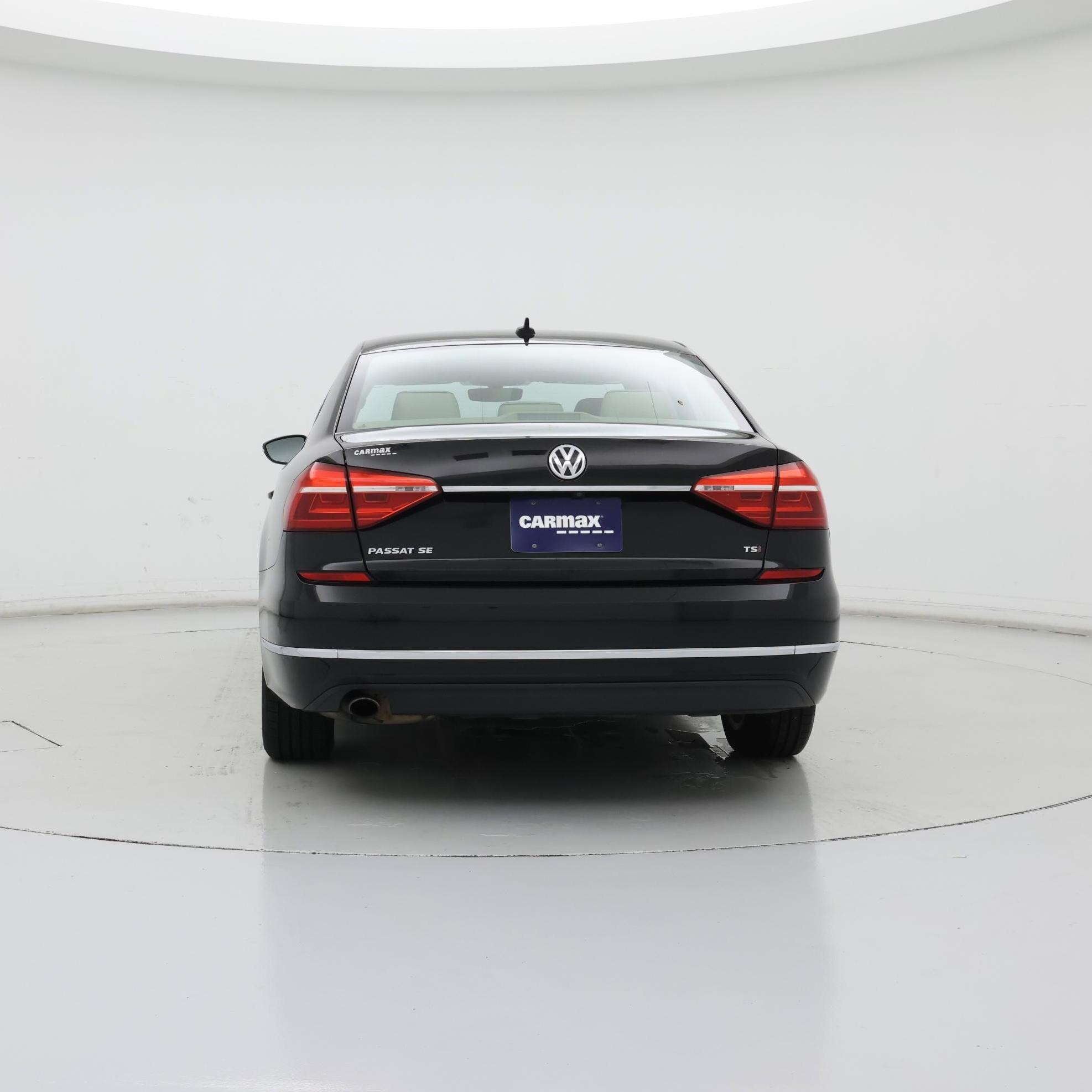 Thumbnail: 2016 Volkswagen Passat - 6