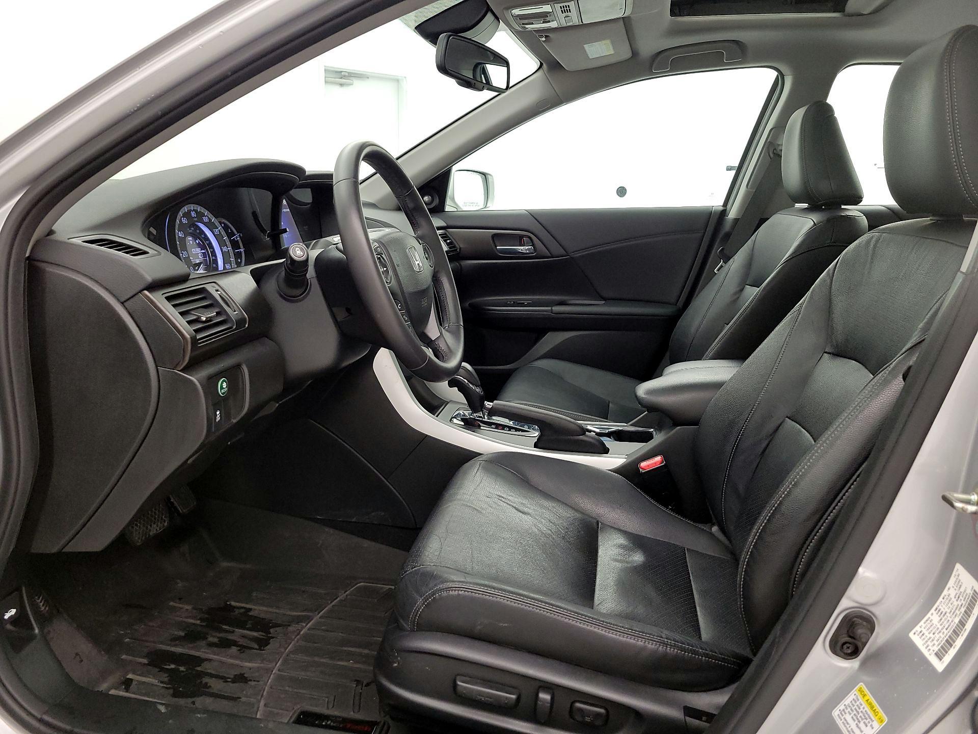 Thumbnail: 2015 Honda Accord - 11