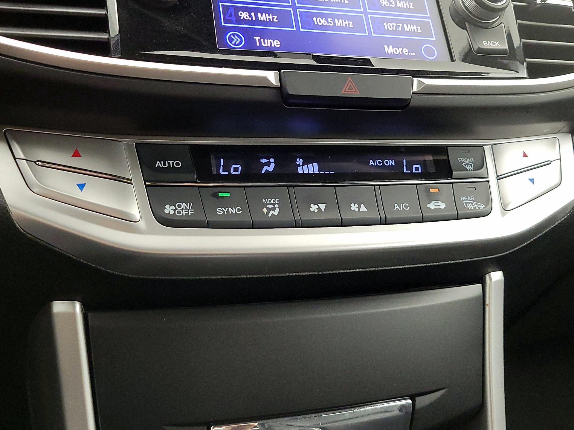 Thumbnail: 2015 Honda Accord - 16