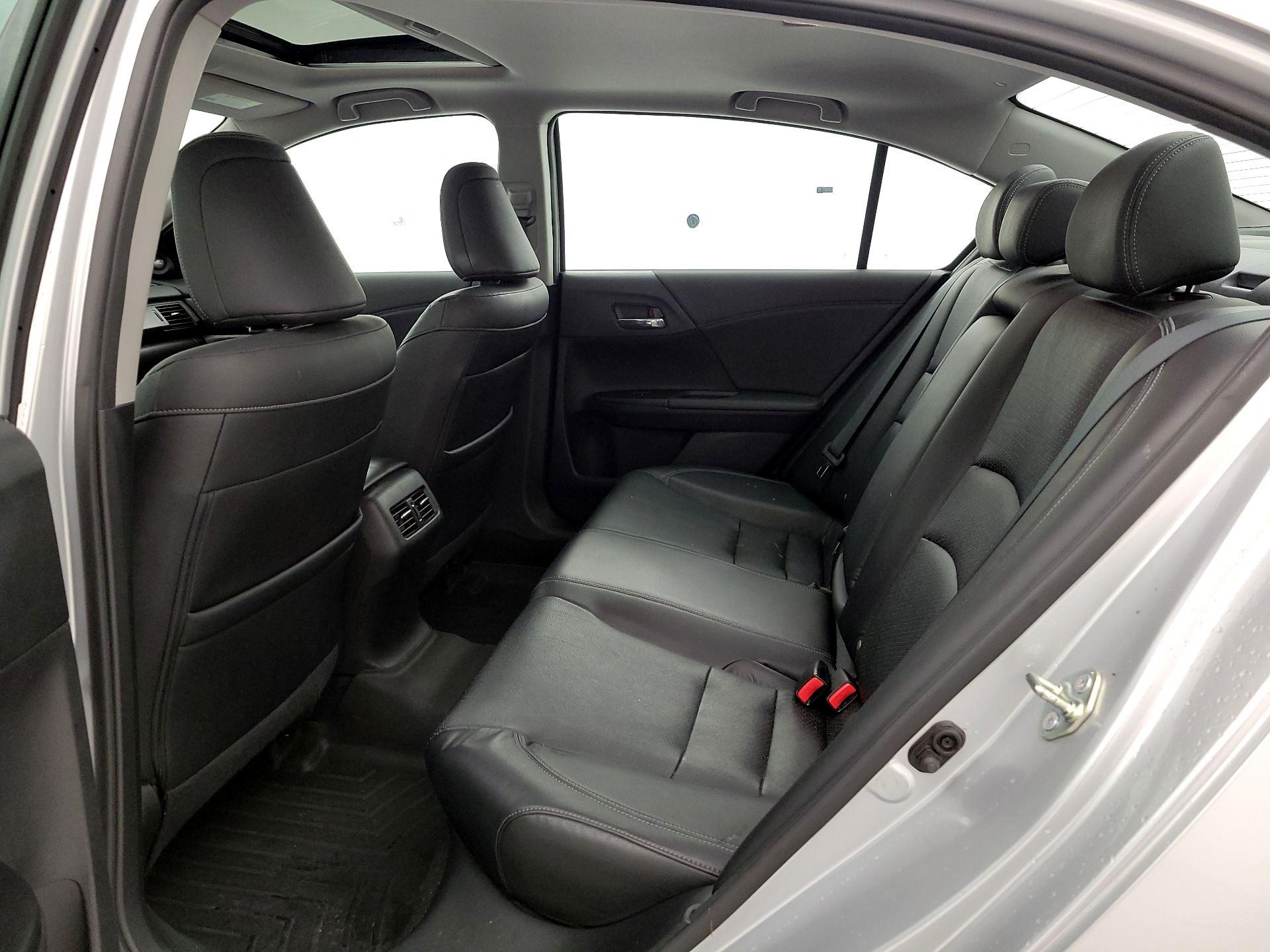 Thumbnail: 2015 Honda Accord - 20