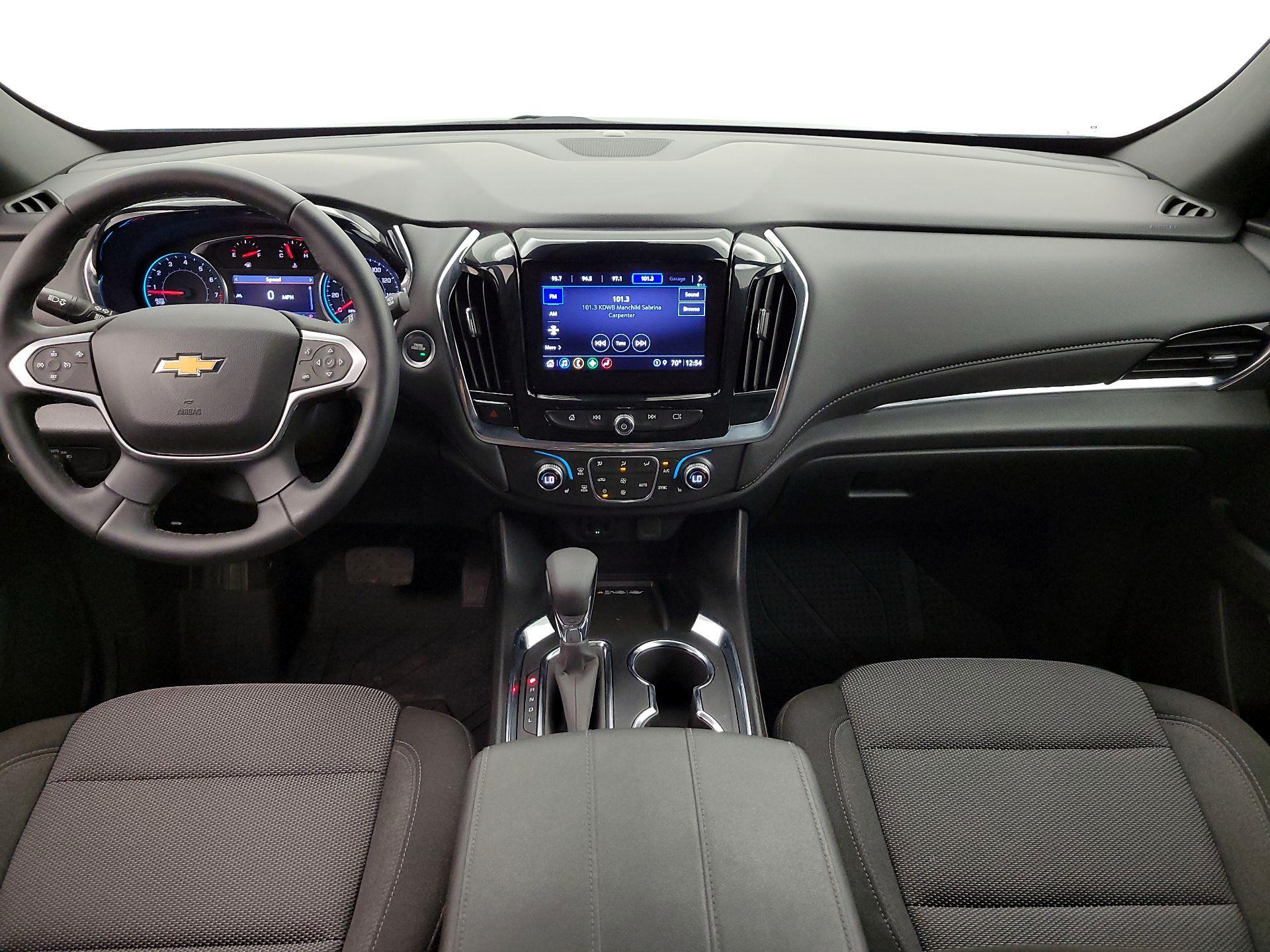 Thumbnail: 2023 Chevrolet Traverse - 9